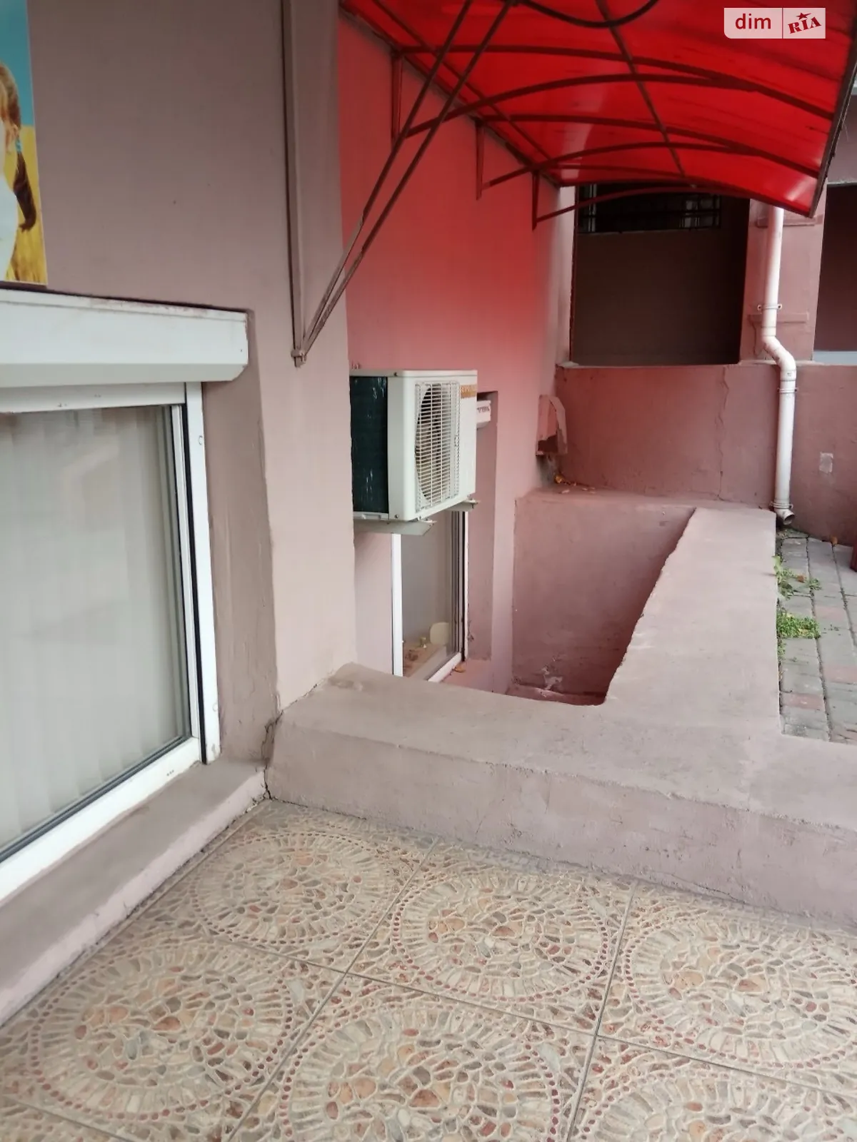 Продається офіс 46.8 кв. м в бізнес-центрі, цена: 30000 $ - фото 1