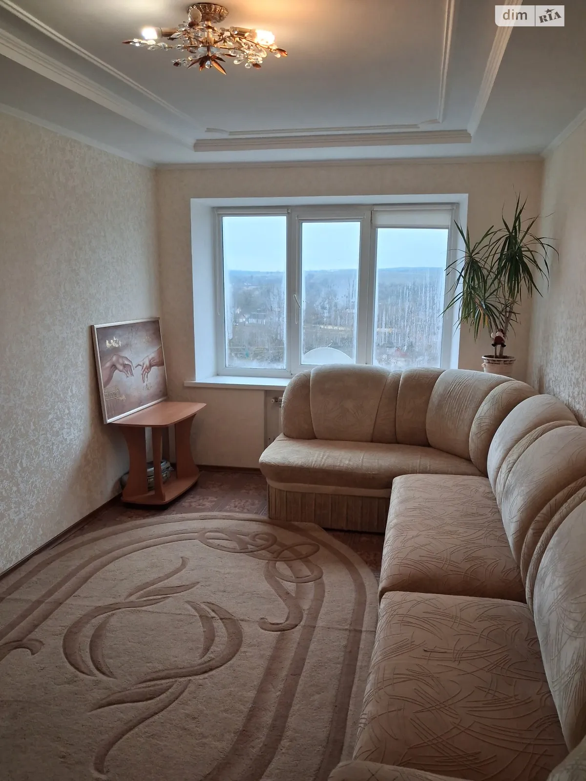 Продается 3-комнатная квартира 53 кв. м в Сутисках, ул. Гагарина - фото 1
