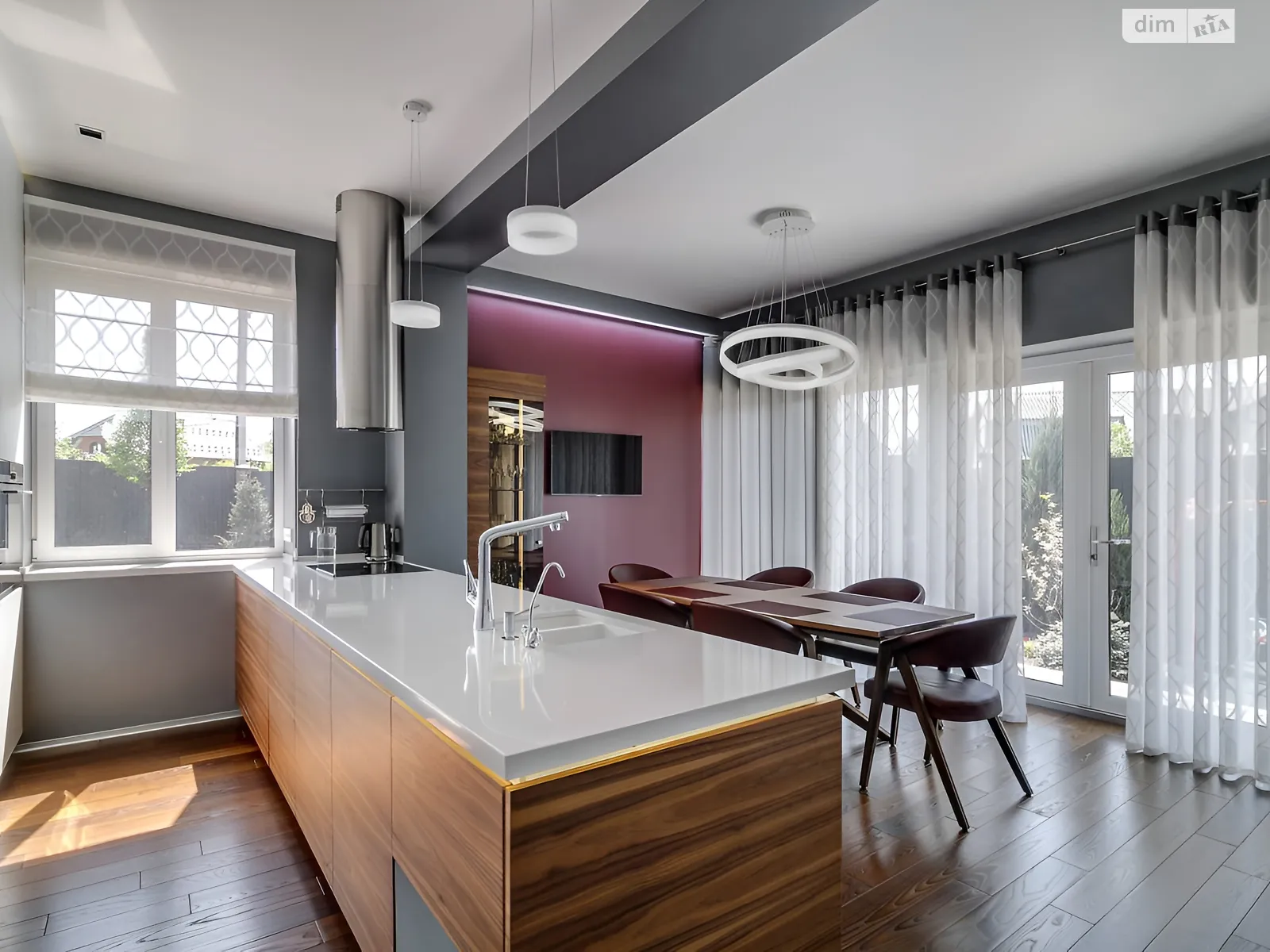 Продается дом на 2 этажа 211.8 кв. м с террасой, цена: 620000 $ - фото 1
