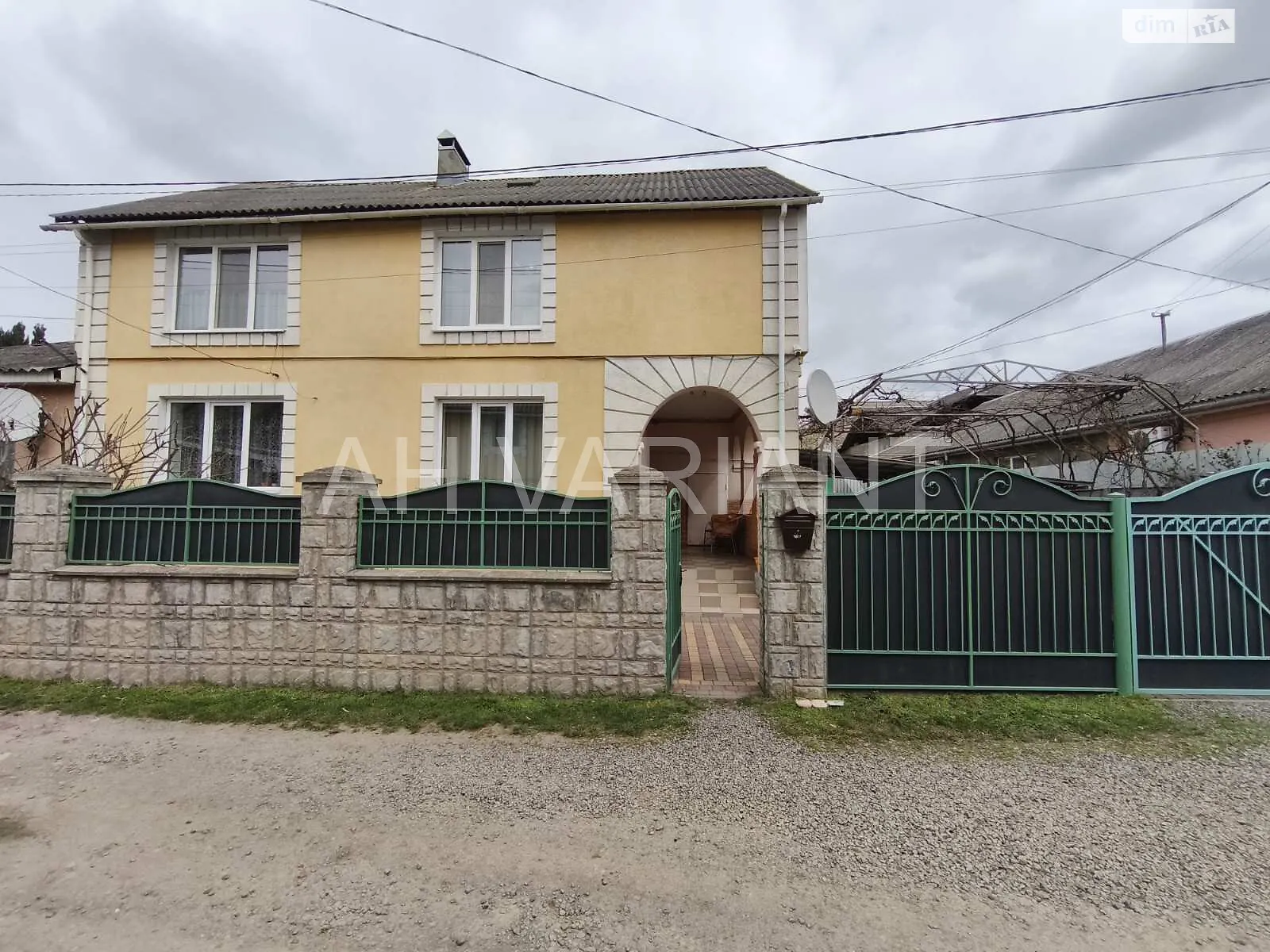 Здається в оренду будинок 2 поверховий 134 кв. м з каміном, цена: 700 $ - фото 1