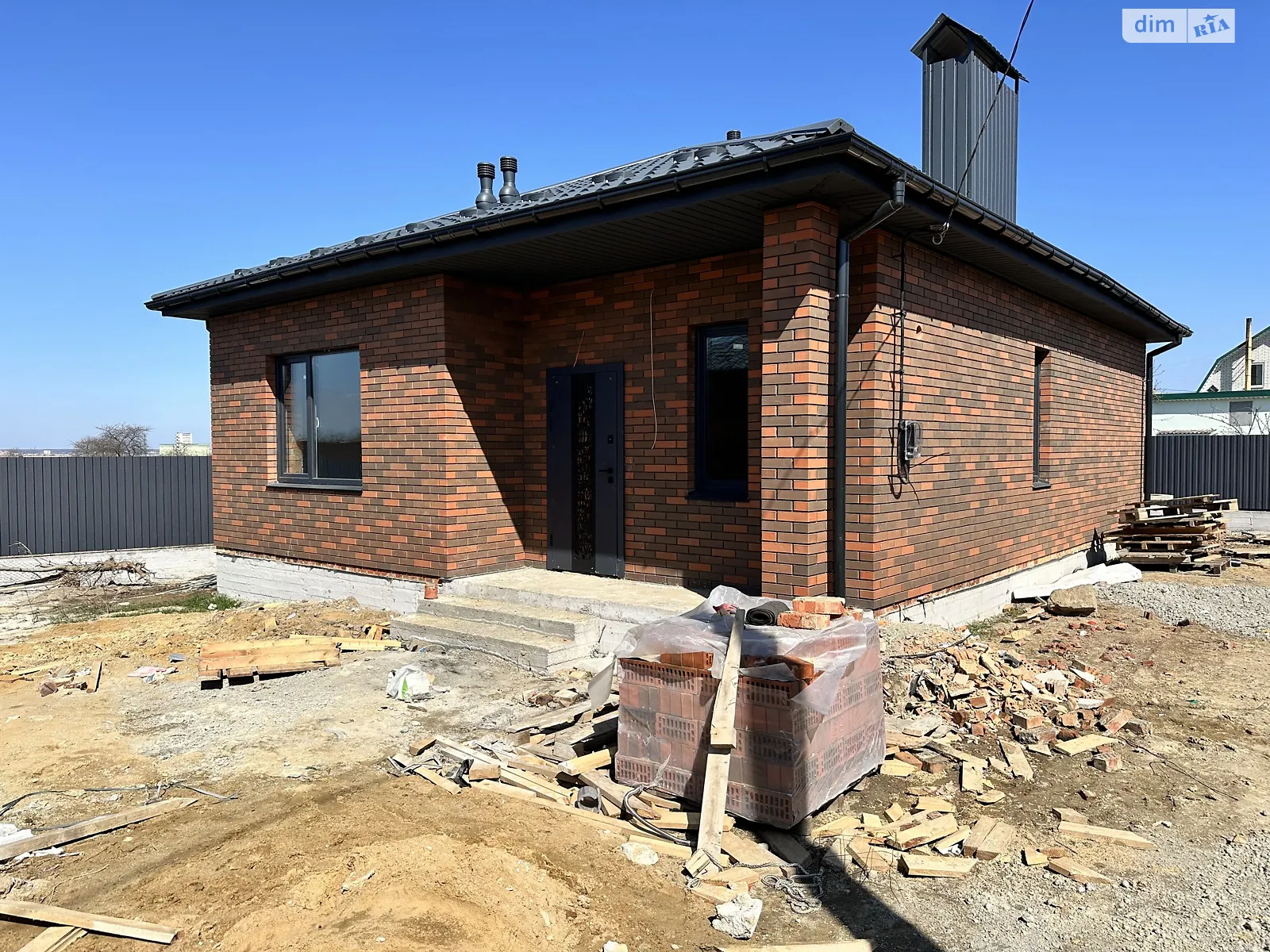 Продается одноэтажный дом 86 кв. м с мансардой, цена: 69999 $ - фото 1