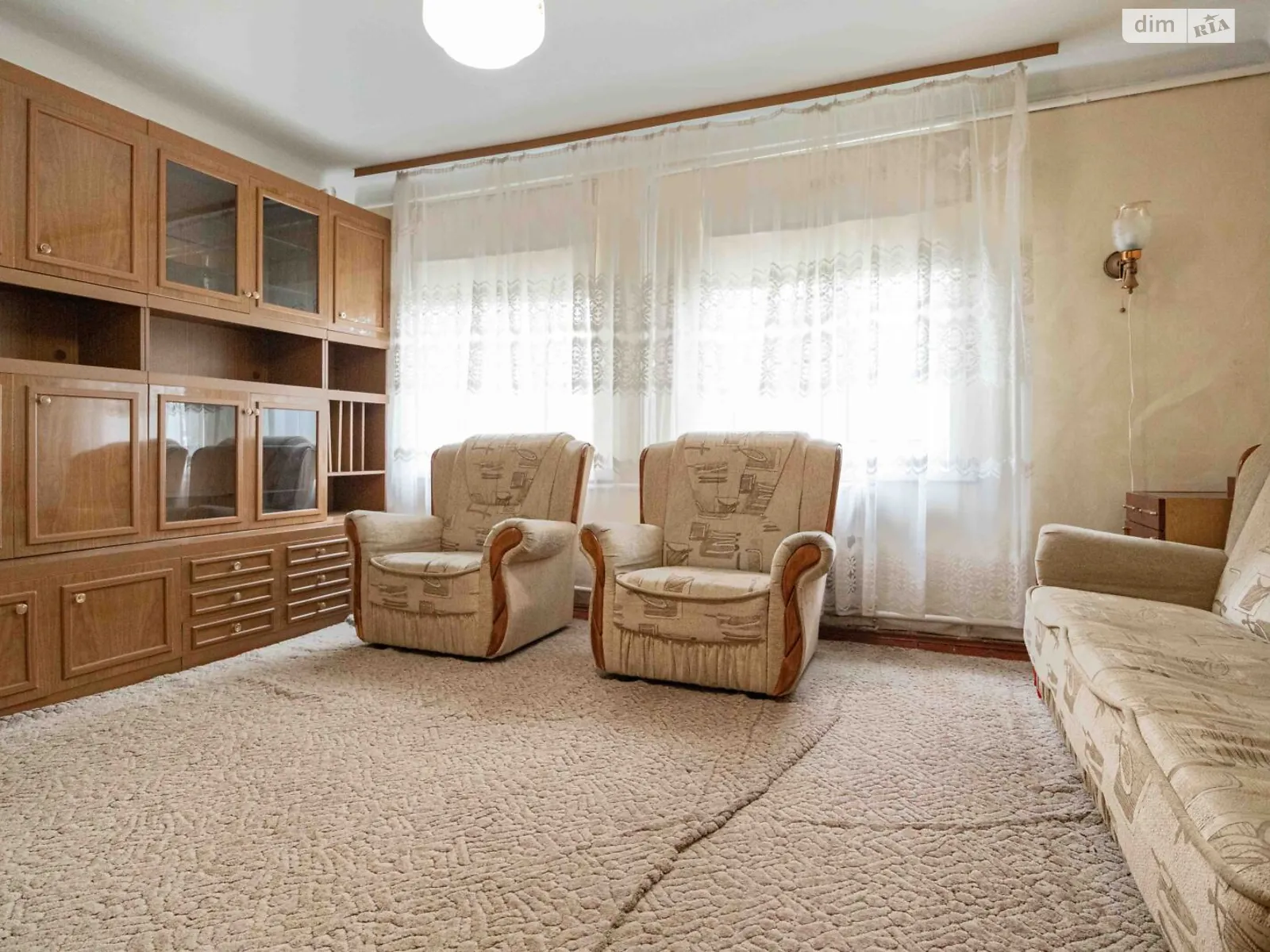 Продається 3-кімнатна квартира 62.2 кв. м у Рівному, вул. Хвильового Миколи, 3 - фото 1