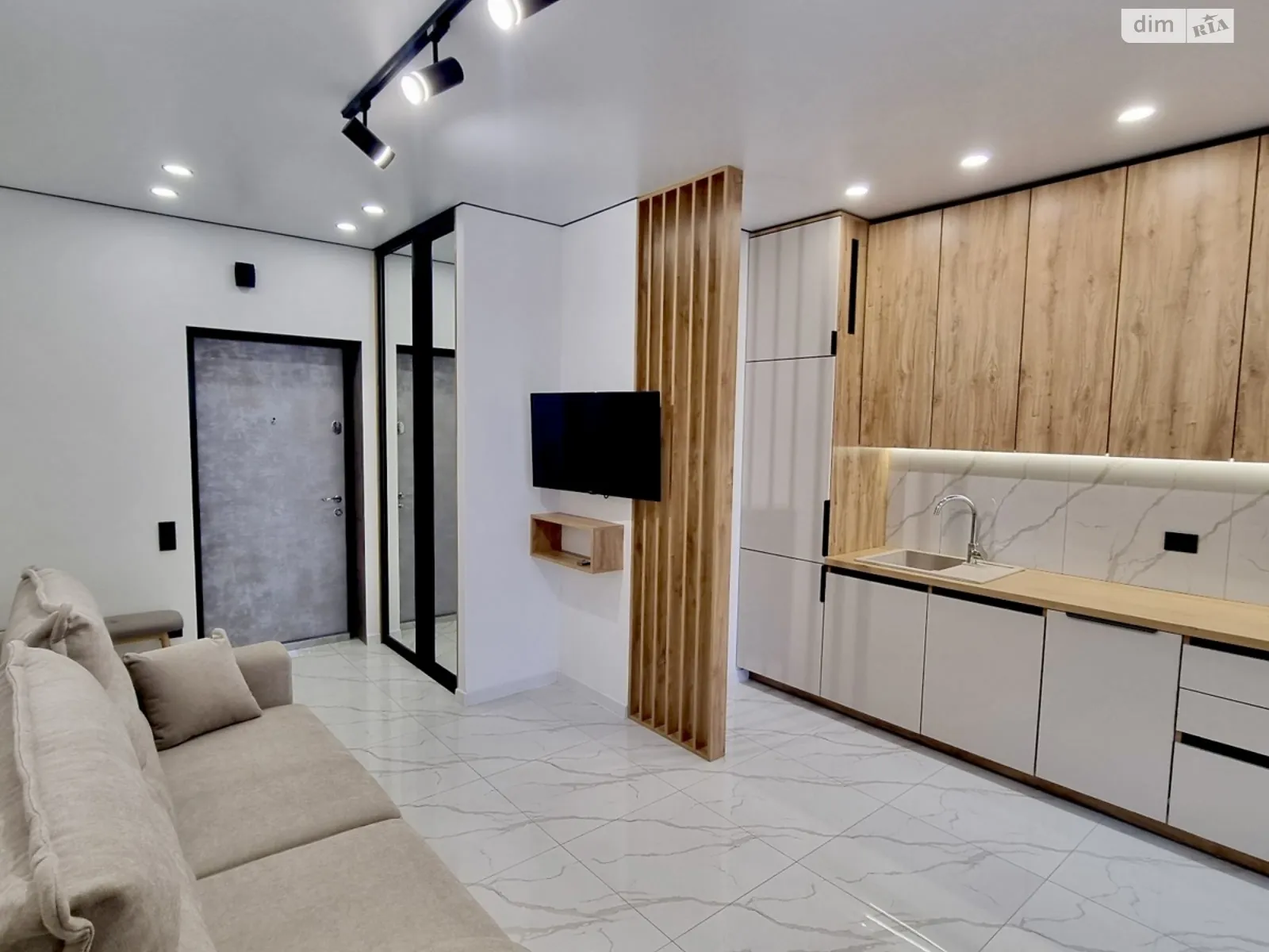 1-комнатная квартира 42 кв. м в Тернополе, ул. Чумацкая, 2 - фото 1