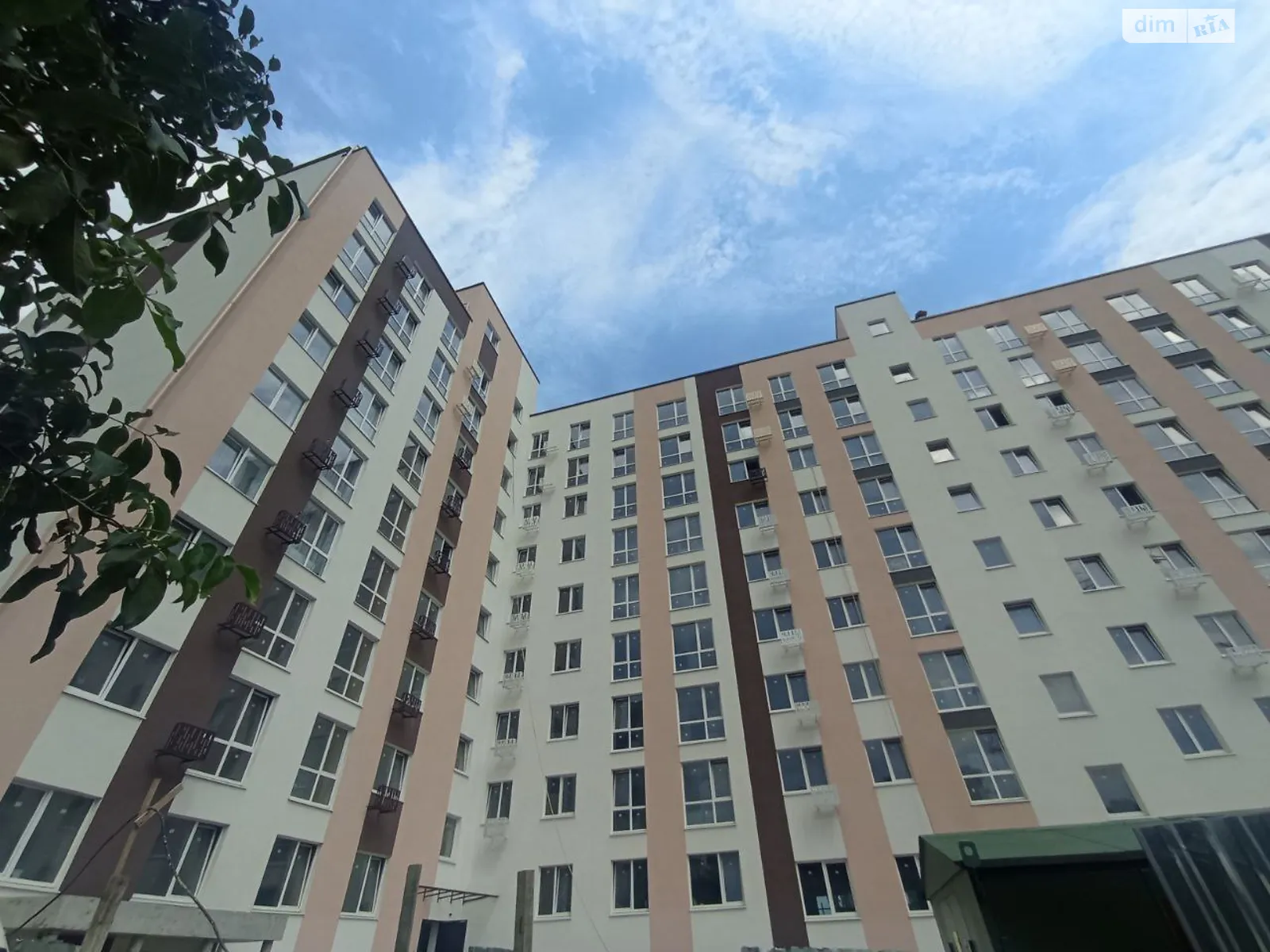 Продается 1-комнатная квартира 36.5 кв. м в Ровно, ул. Соборная, 289В - фото 1