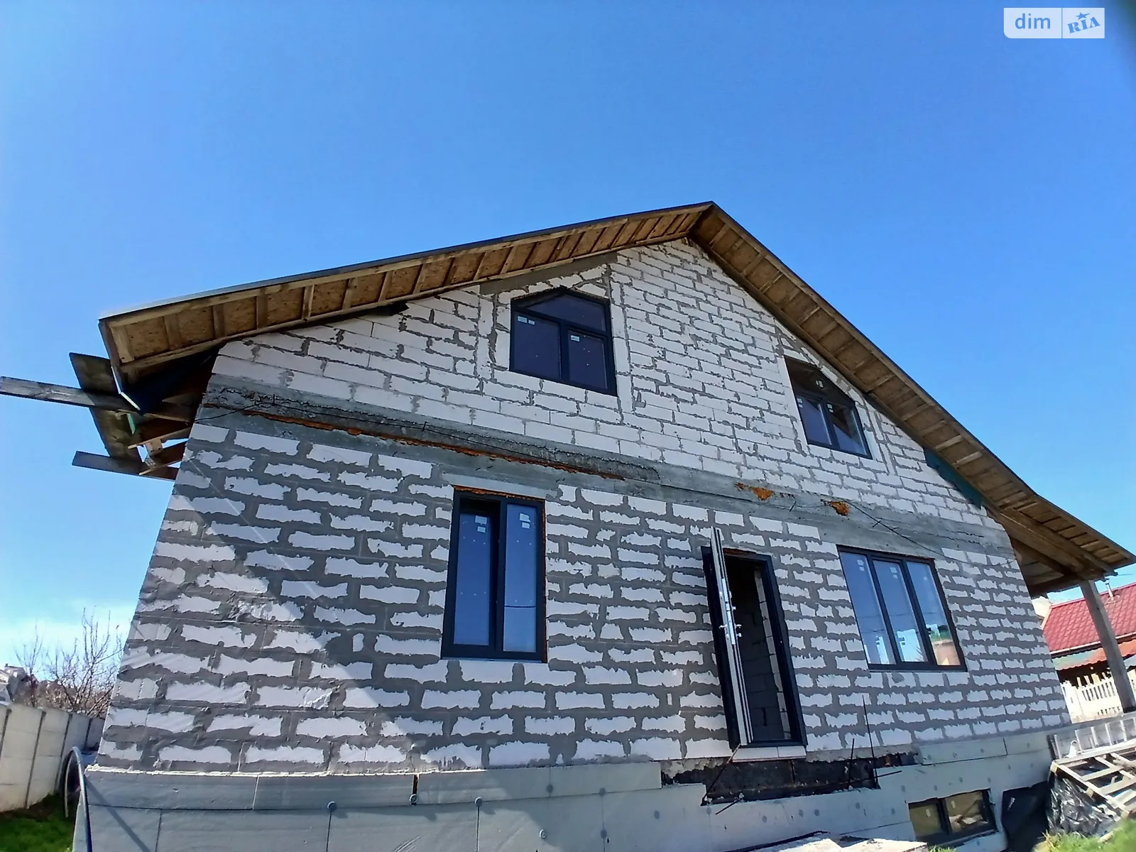 Продається будинок 3 поверховий 320 кв. м з балконом, цена: 68000 $ - фото 1