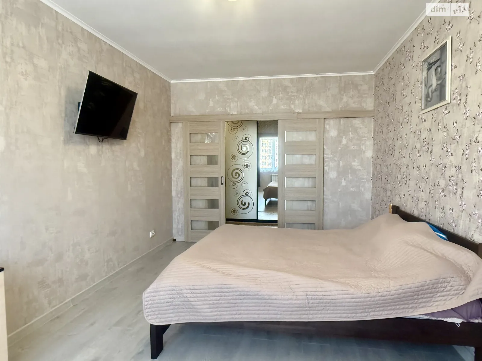 Продається 2-кімнатна квартира 66.7 кв. м у Розсошенці, вул. Перспективна - фото 1