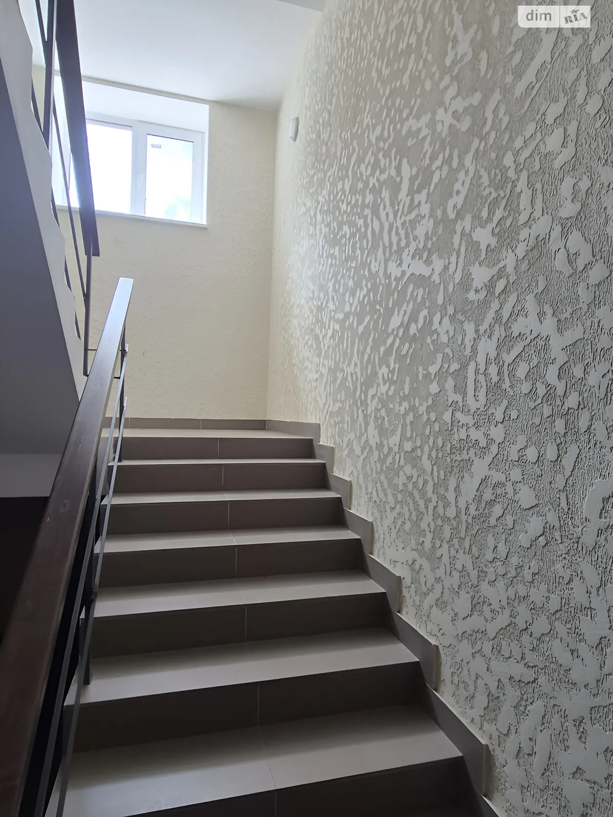 Продается 1-комнатная квартира 52 кв. м в Виннице, ул. Полевая, 8 - фото 1