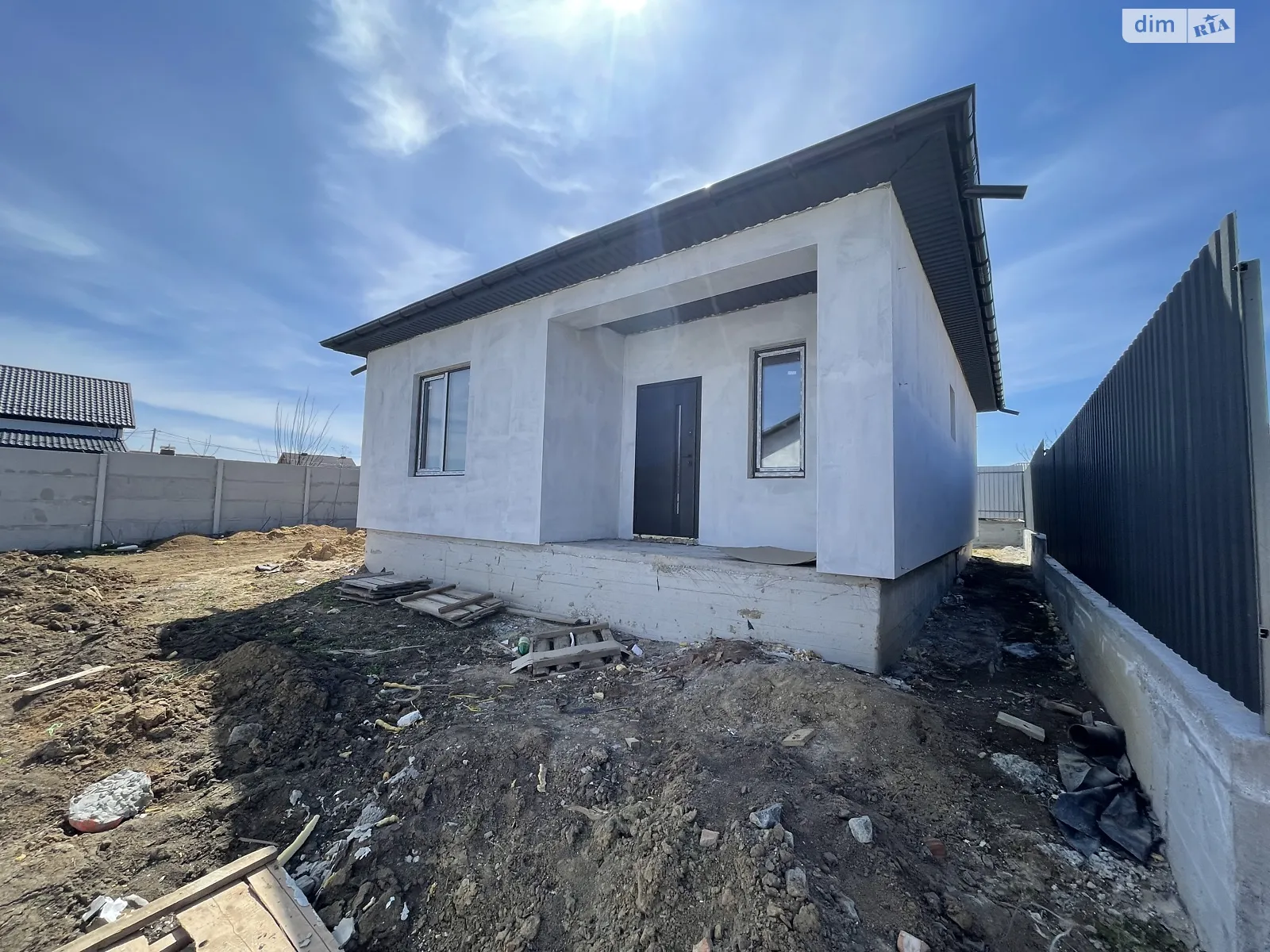 Продается одноэтажный дом 80 кв. м с беседкой, цена: 70000 $ - фото 1