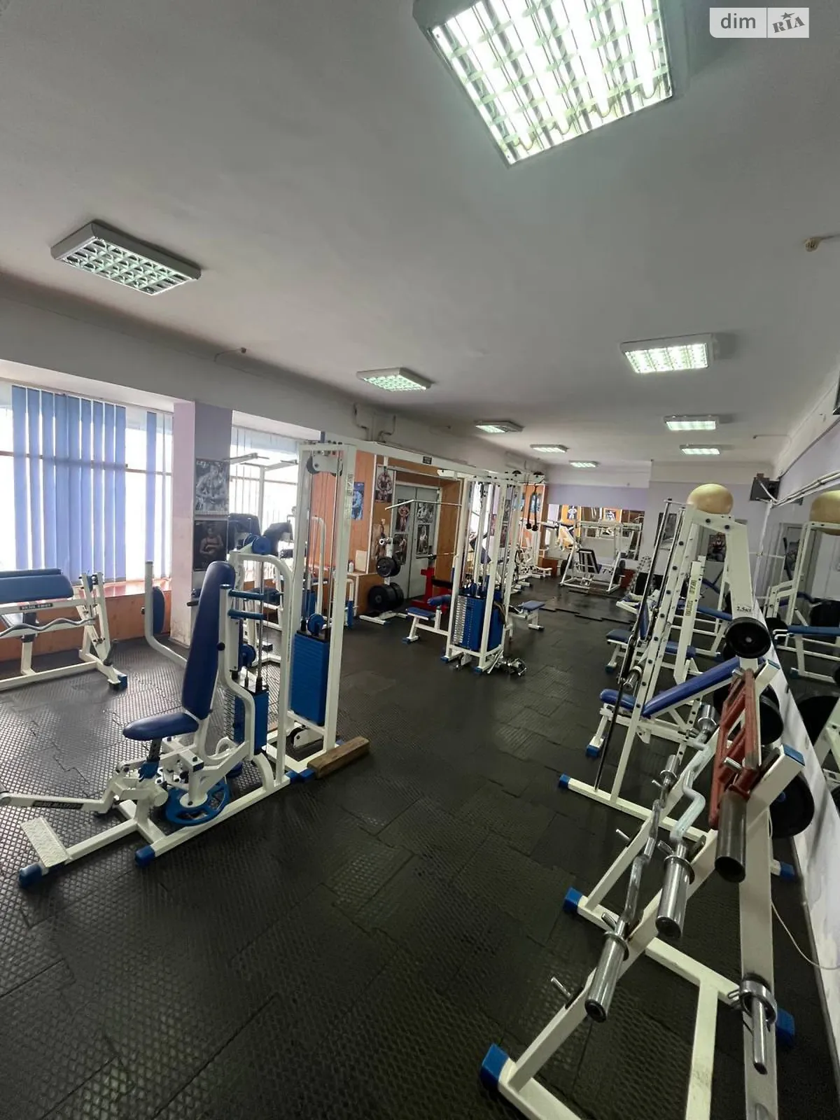 Продается помещения свободного назначения 250 кв. м в 5-этажном здании, цена: 198000 $ - фото 1