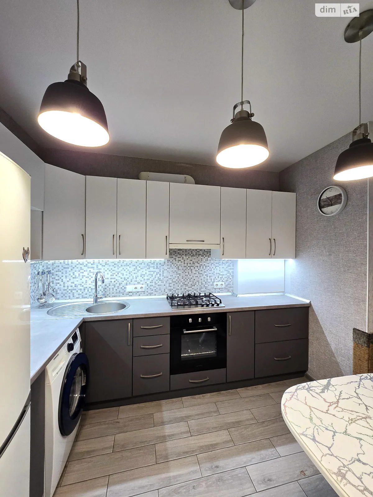 Продается 1-комнатная квартира 38.7 кв. м в Ирпене, ул. Николая Сингаевского(Новооскольская), 29 - фото 1