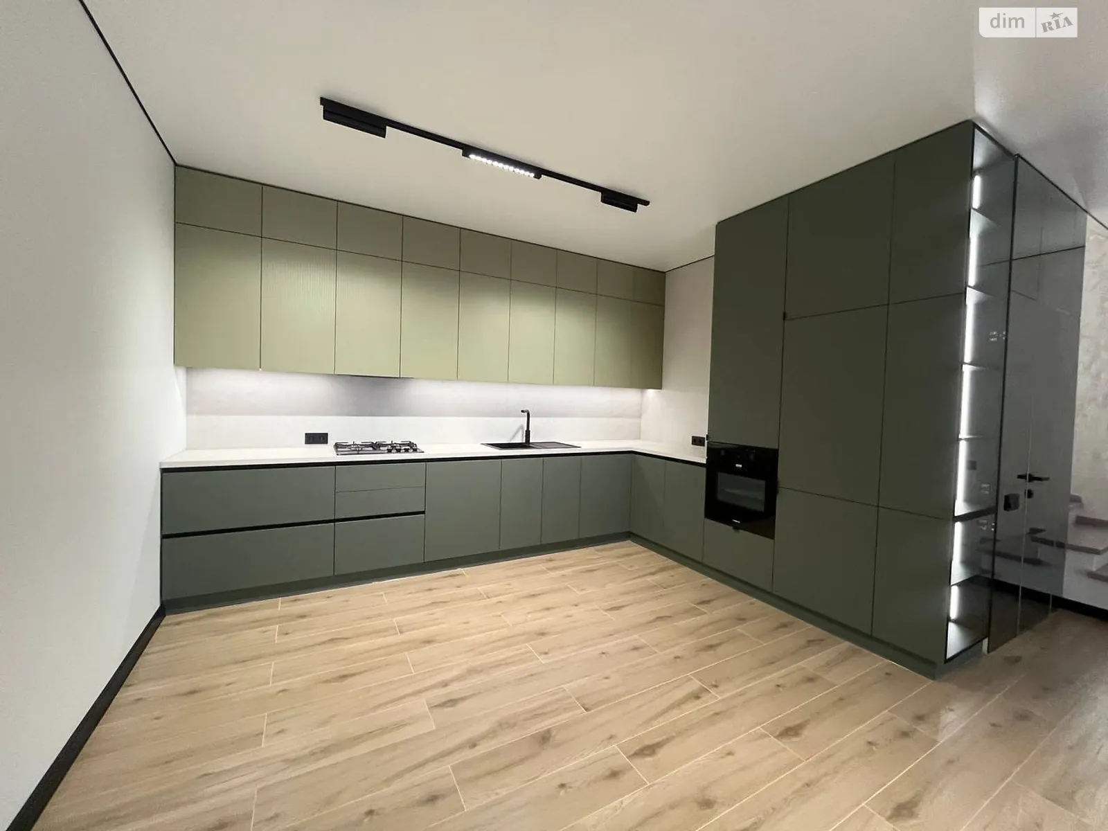 пров. Коновальця Байківці, цена: 178000 $ - фото 1
