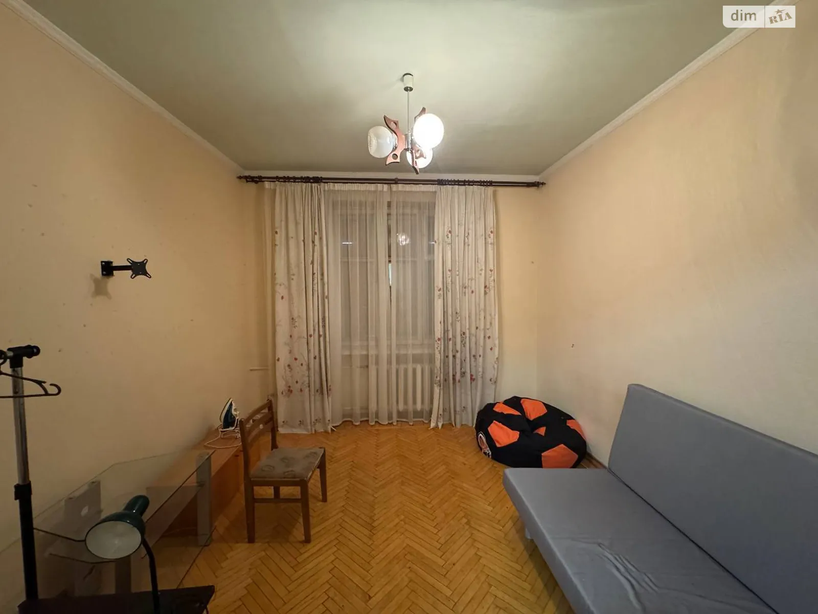 Продается 2-комнатная квартира 56 кв. м в Харькове, пл. Первого Мая, 1 - фото 1