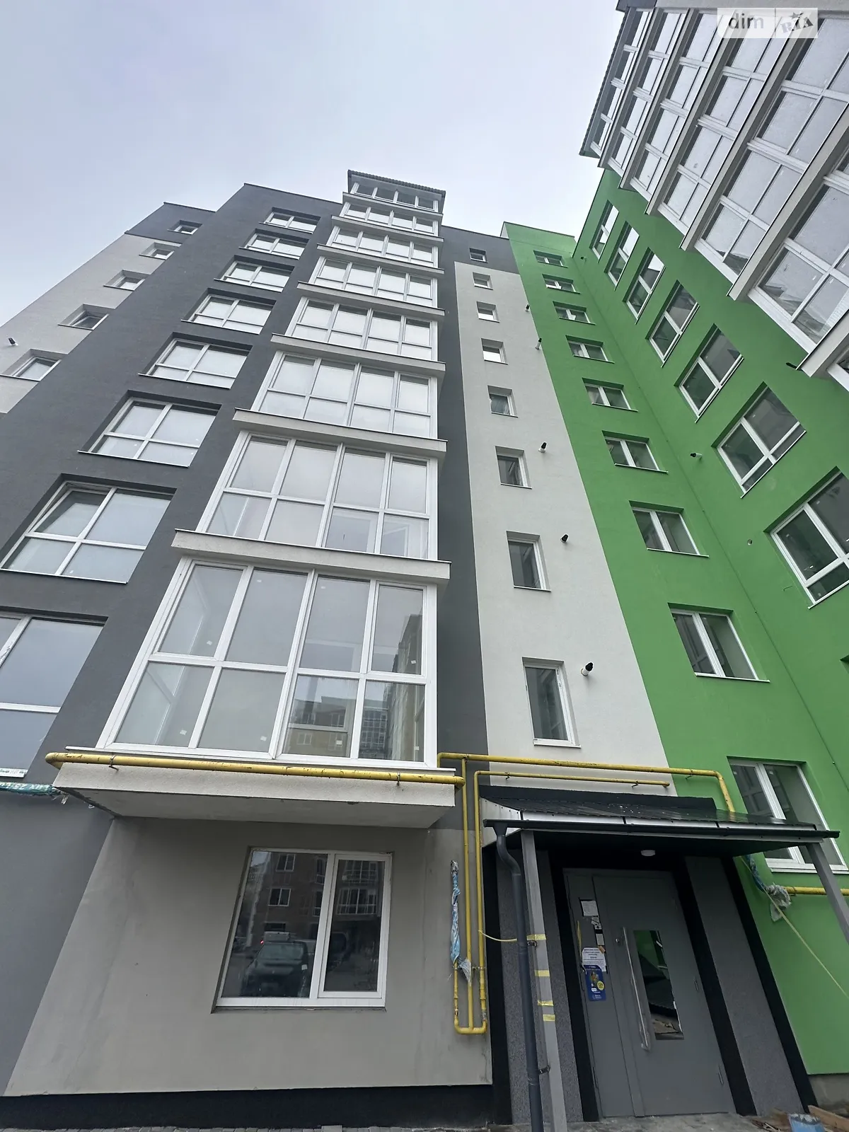 2-комнатная квартира 64 кв. м в Тернополе, ул. Черновецкая - фото 1