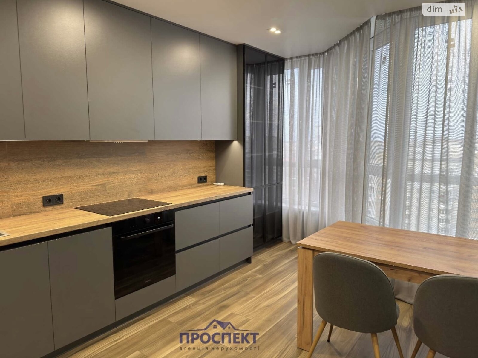 Прев'ю фото 1