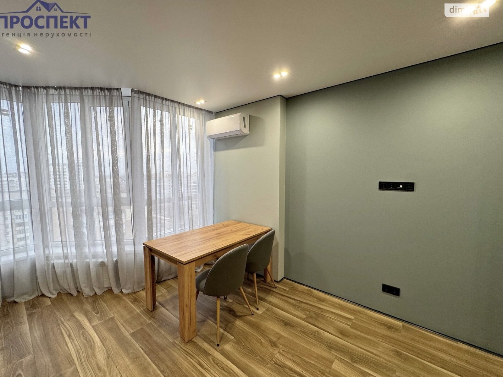 Прев'ю фото 3