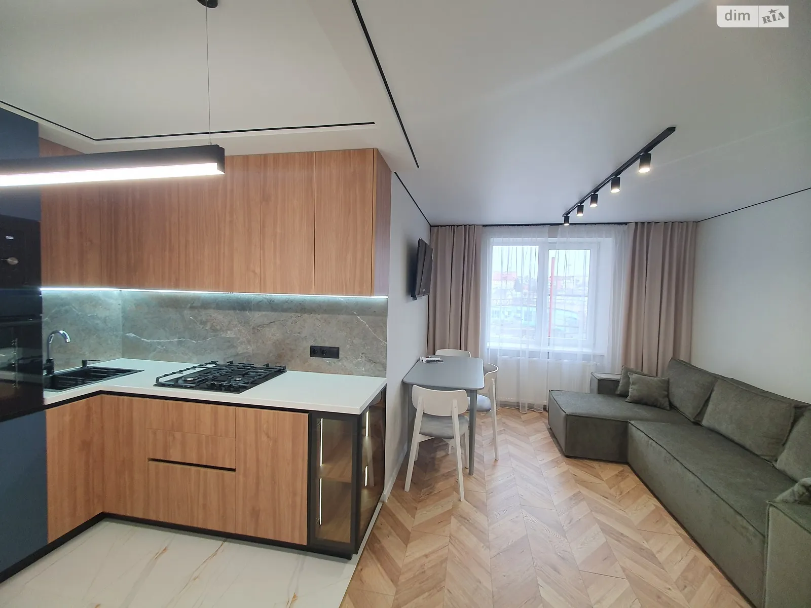 1-кімнатна квартира 42 кв. м у Тернополі, вул. Пирогова, 50 - фото 1