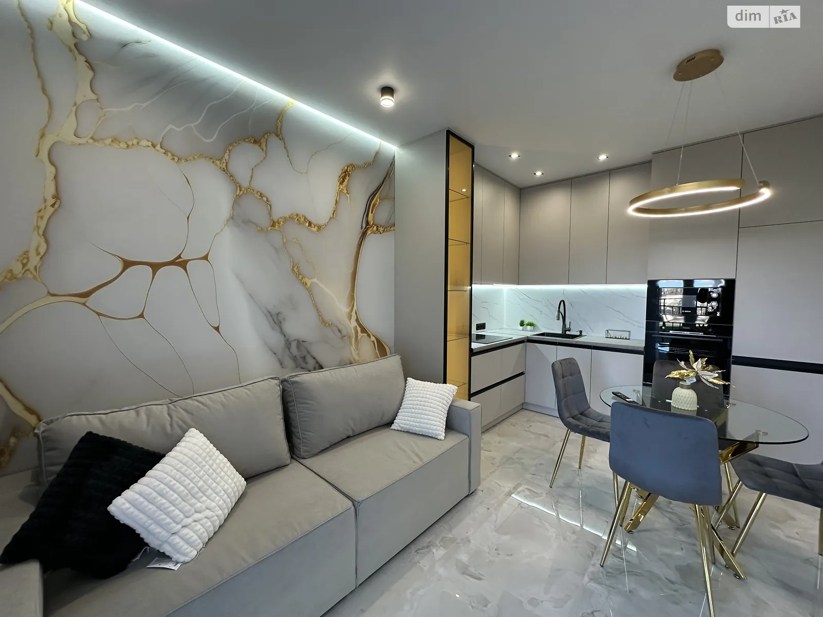 Продается 1-комнатная квартира 42.6 кв. м в Одессе, ул. Краснова, 3 корпус 61 - фото 1