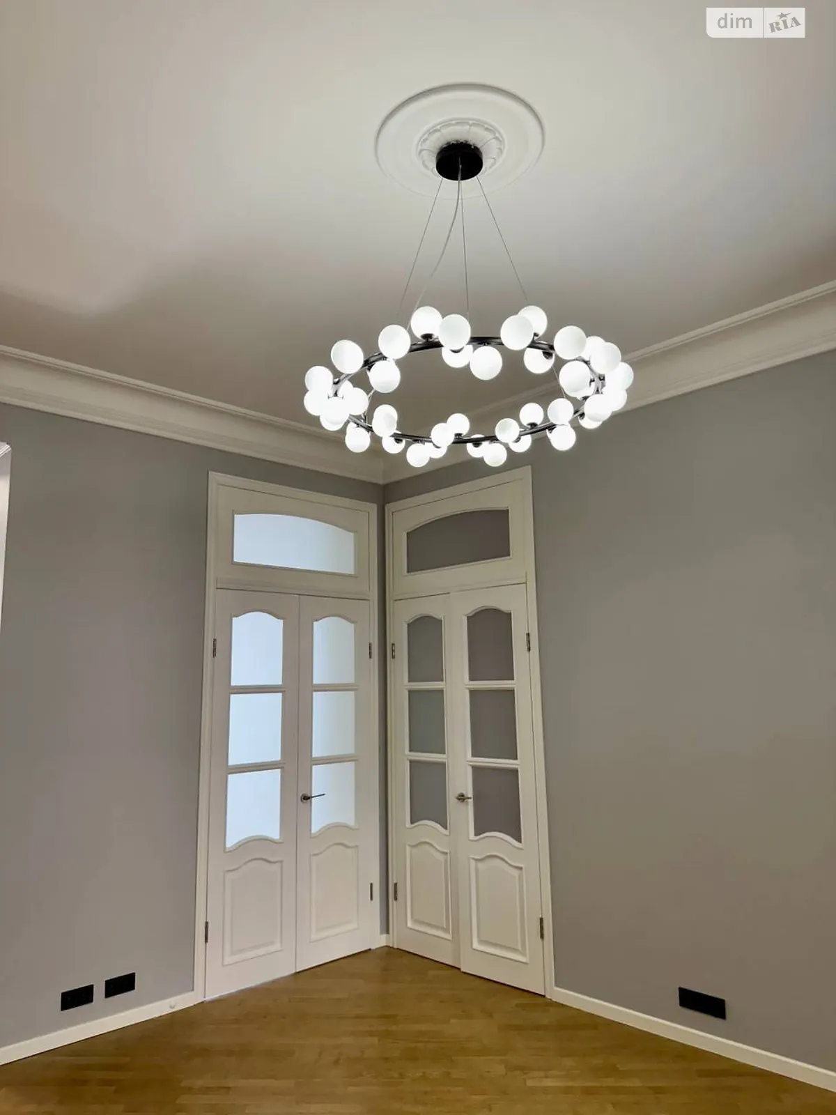 Здається в оренду офіс 116 кв. м в бізнес-центрі, цена: 2200 $ - фото 1