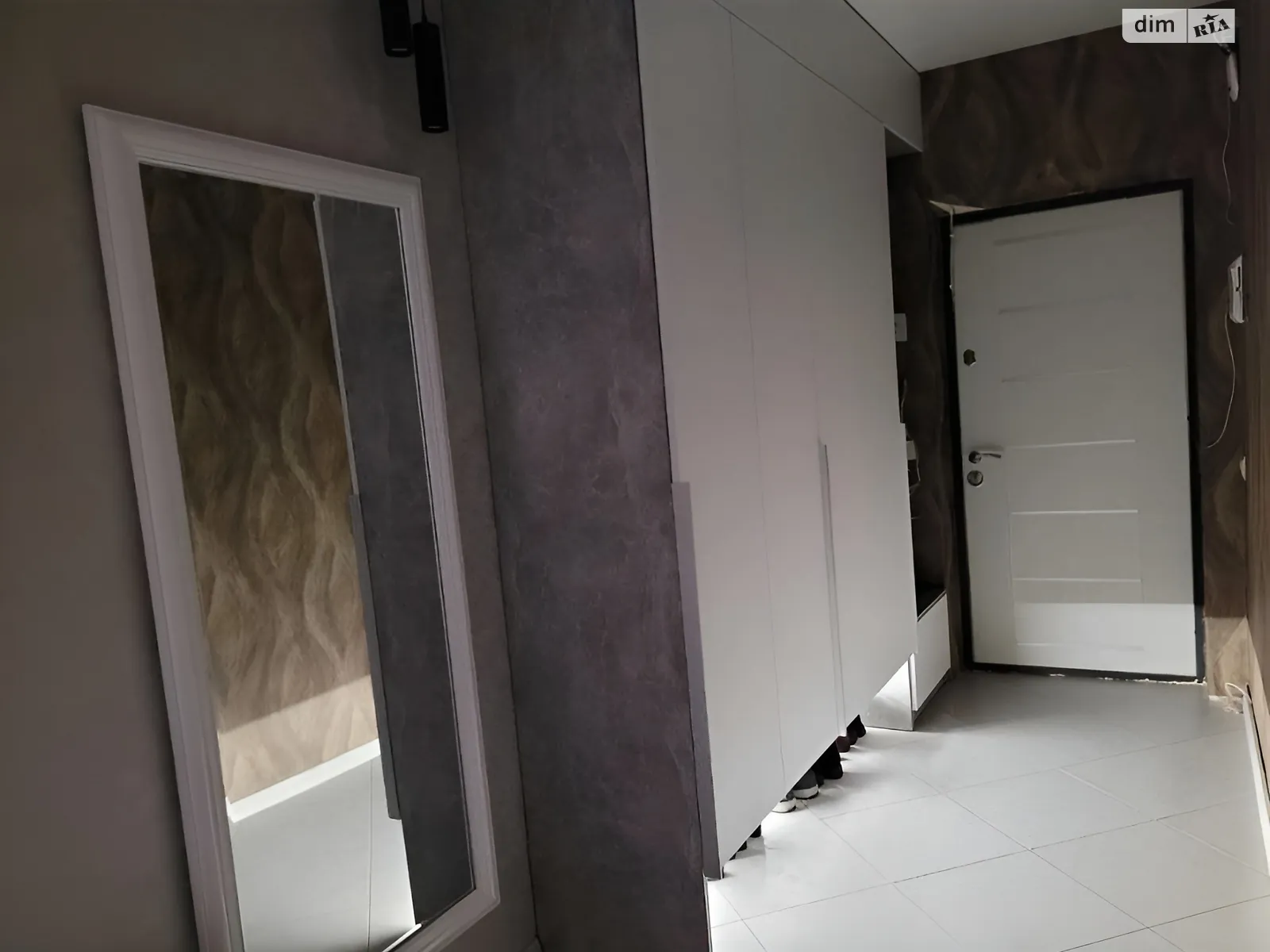 Продается 2-комнатная квартира 83 кв. м в Житомире, ул. Вильск Путь, 14 - фото 1