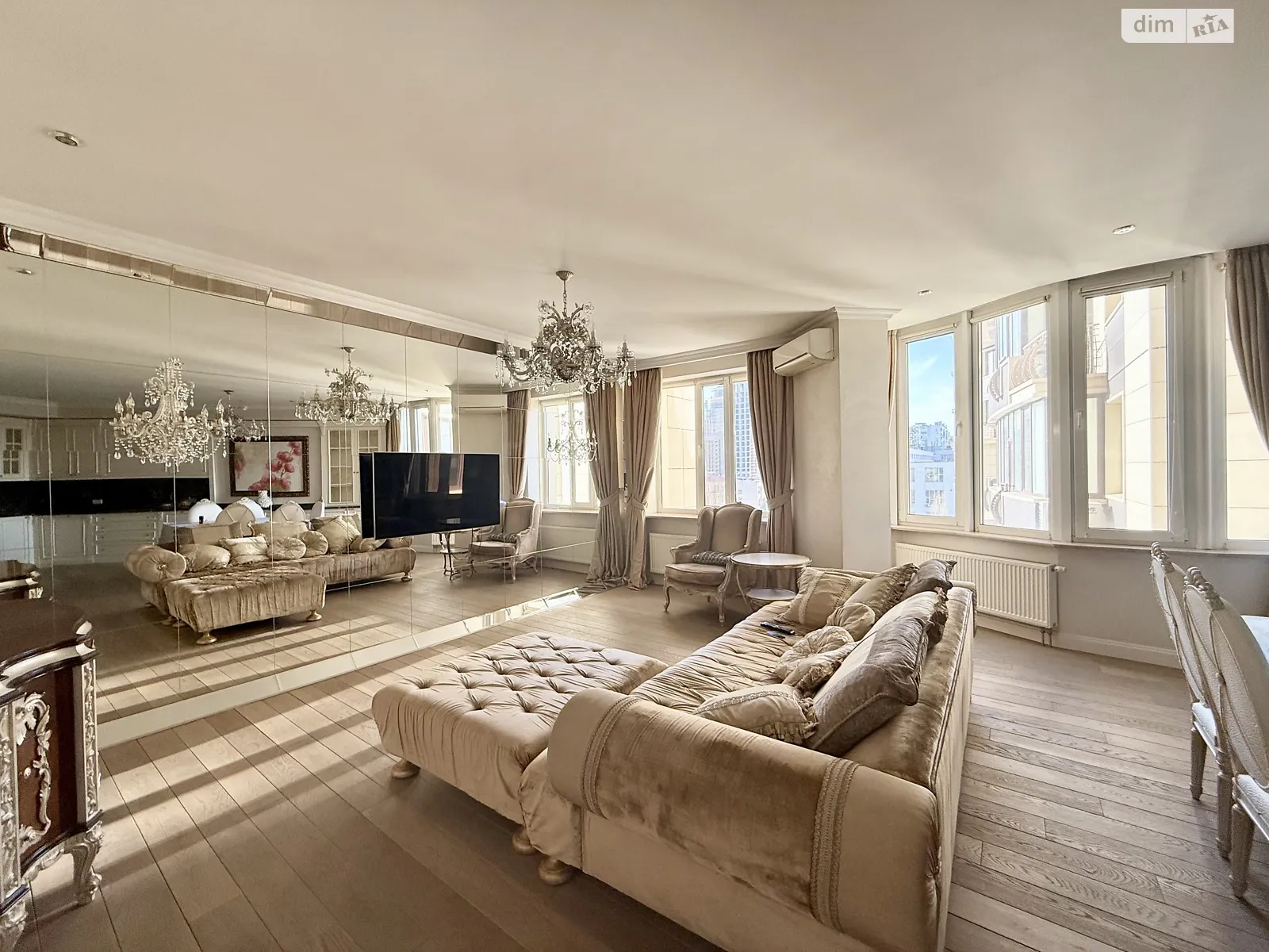 Сдается в аренду 3-комнатная квартира 133 кв. м в Киеве, ул. Василия Тютюнника, 37/1 - фото 1