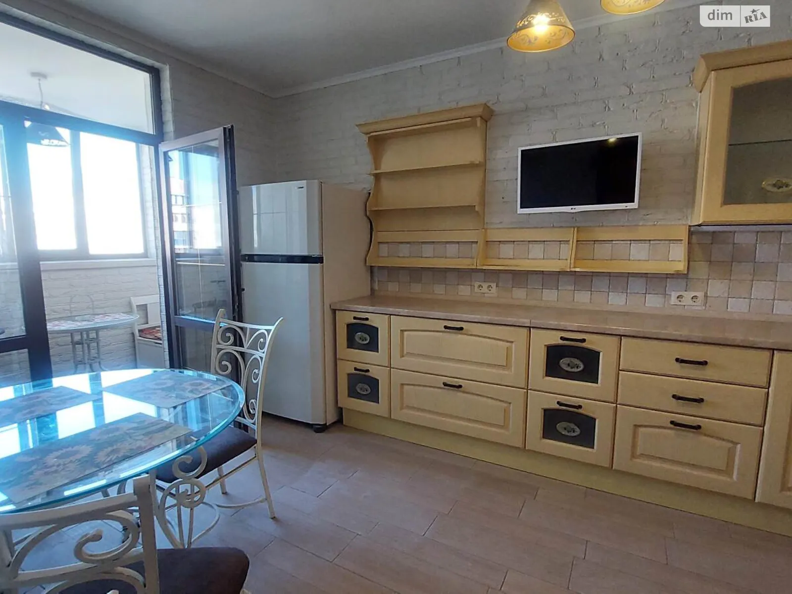 Сдается в аренду 2-комнатная квартира 77 кв. м в, цена: 18000 грн - фото 1