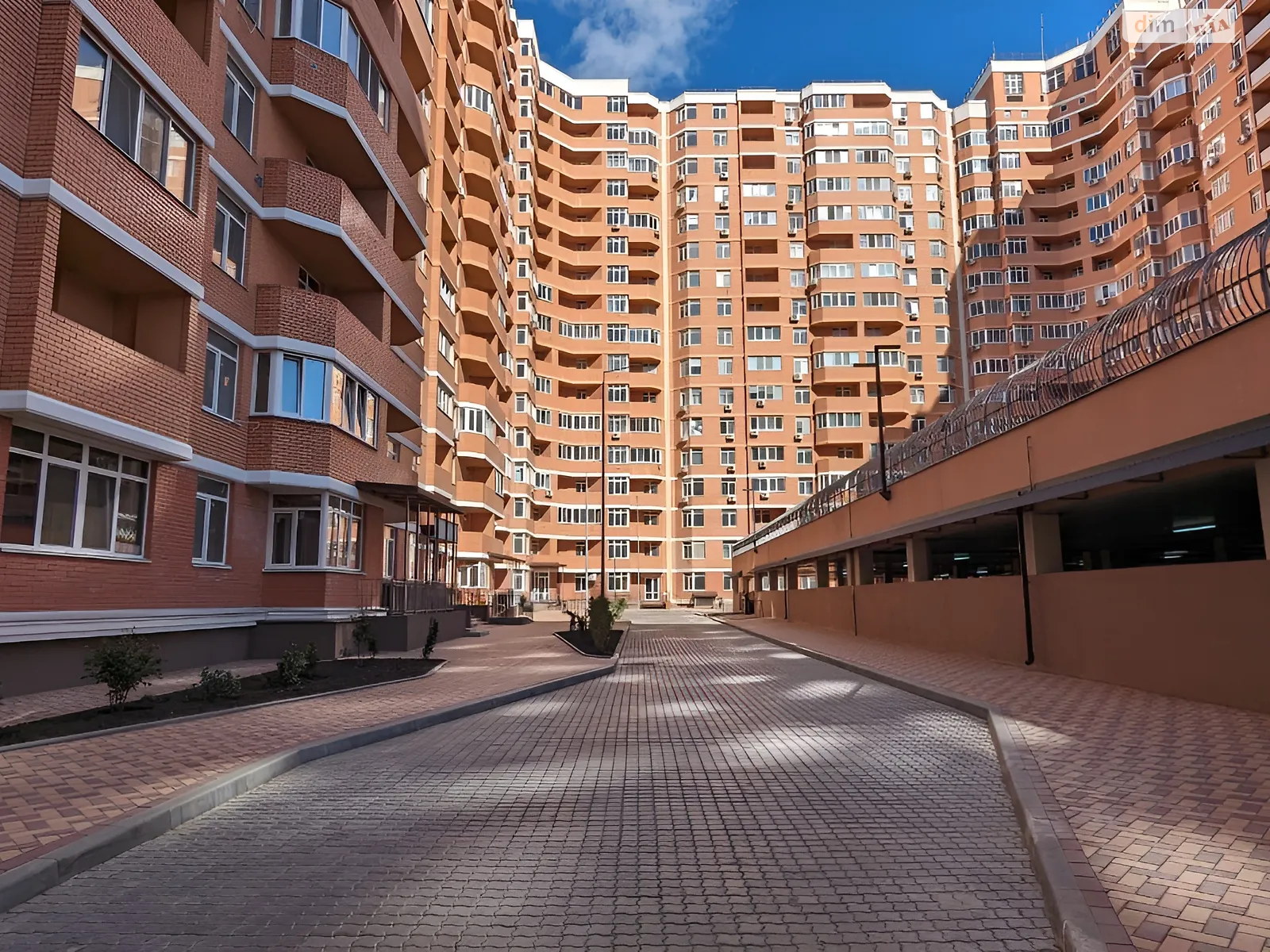 Продается 1-комнатная квартира 38.7 кв. м в Одессе, Овидиопольская дор., 3/1 - фото 1