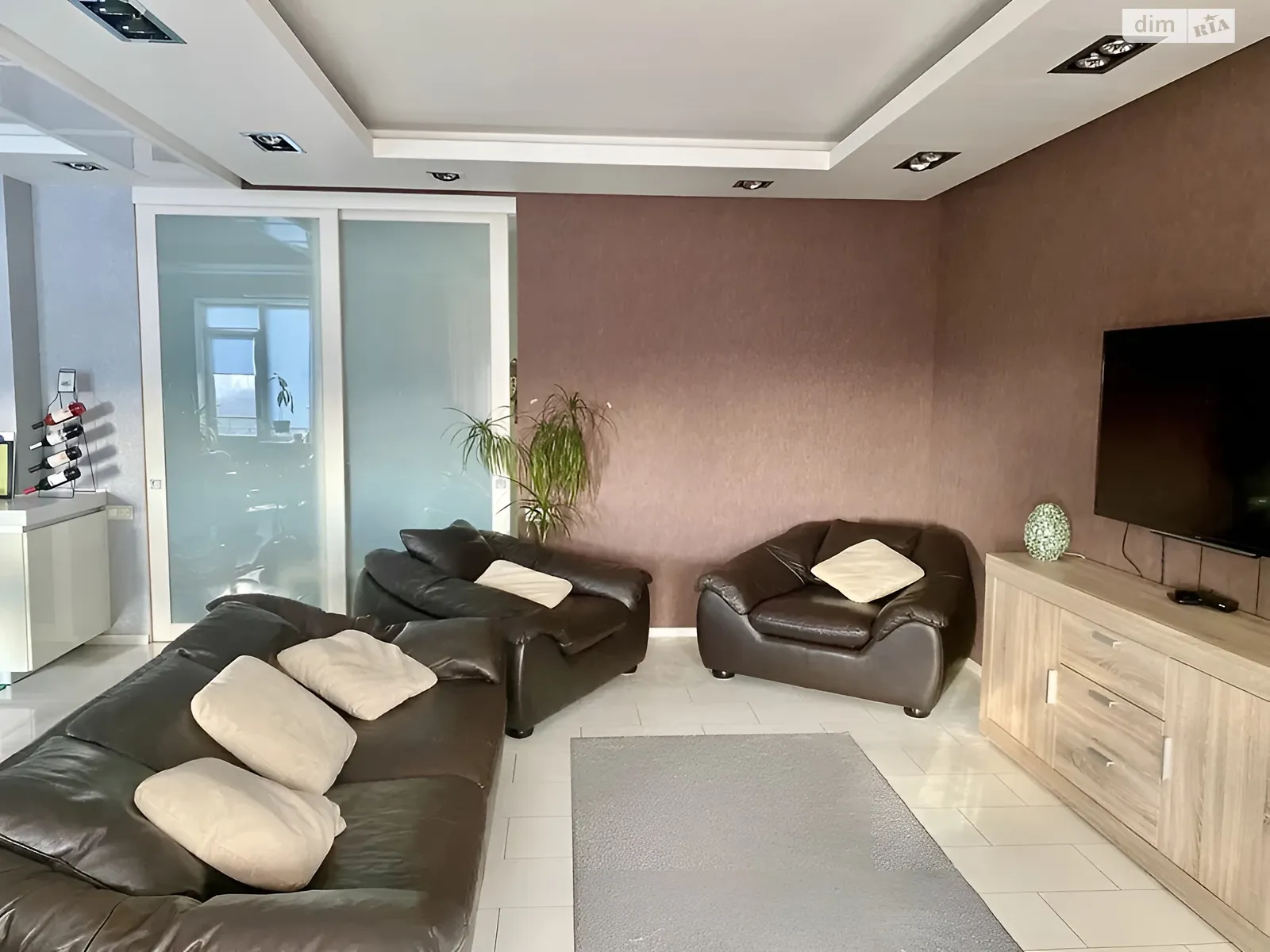 Продається 1-кімнатна квартира 69.3 кв. м у Одесі, вул. Пантелеймонівська - фото 1