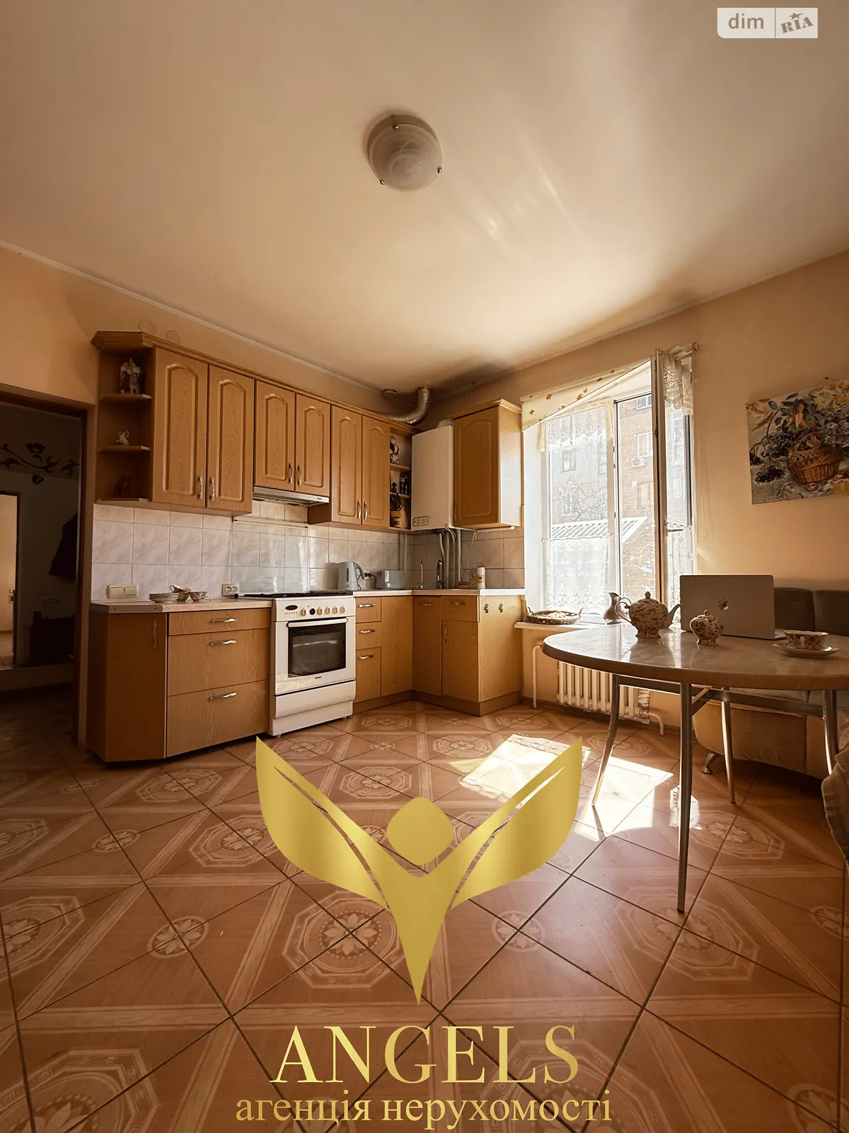 Продается дом на 2 этажа 278 кв. м с баней/сауной, цена: 195000 $ - фото 1