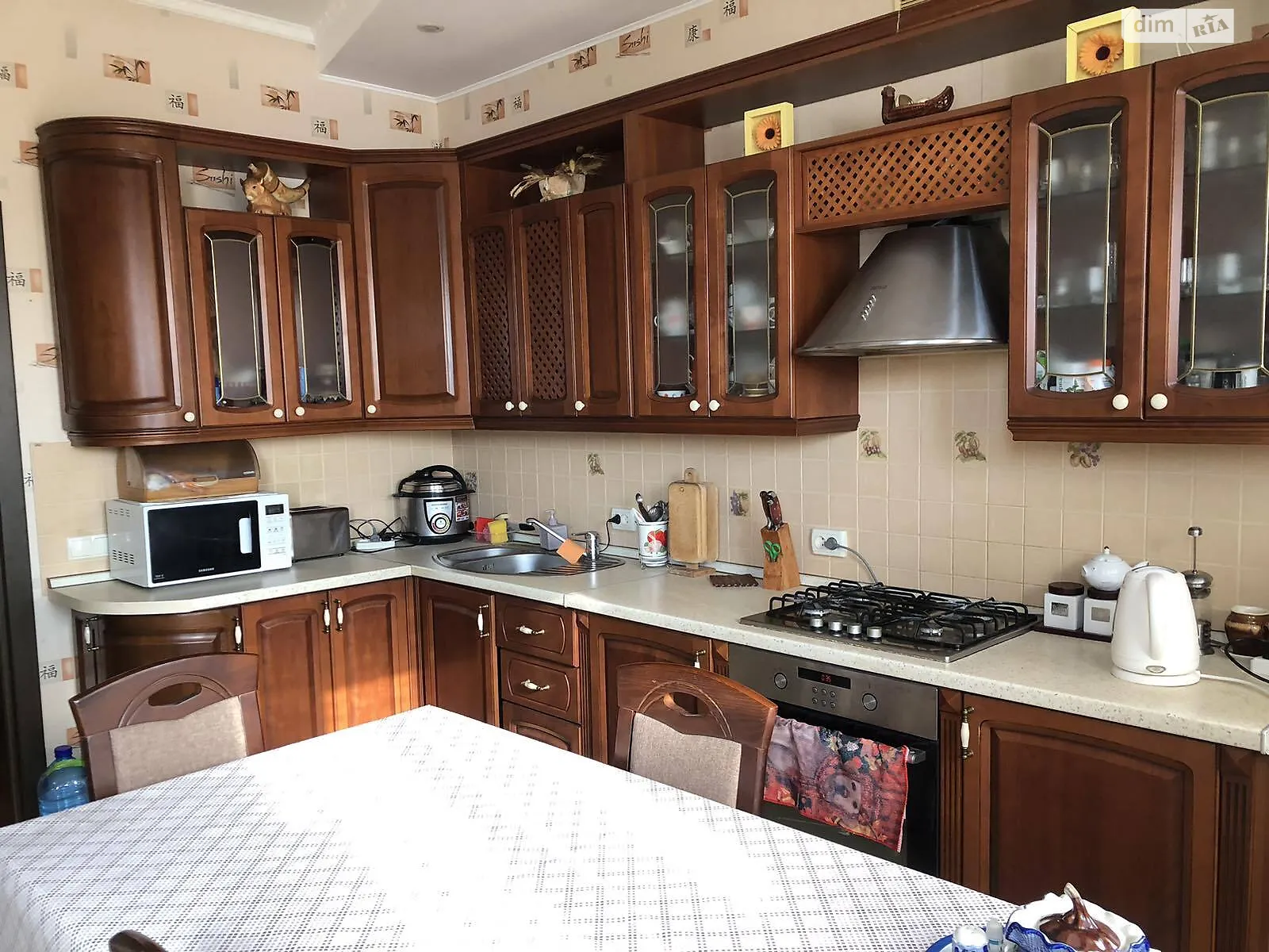 Продается дом на 3 этажа 178.1 кв. м с балконом, цена: 150000 $ - фото 1