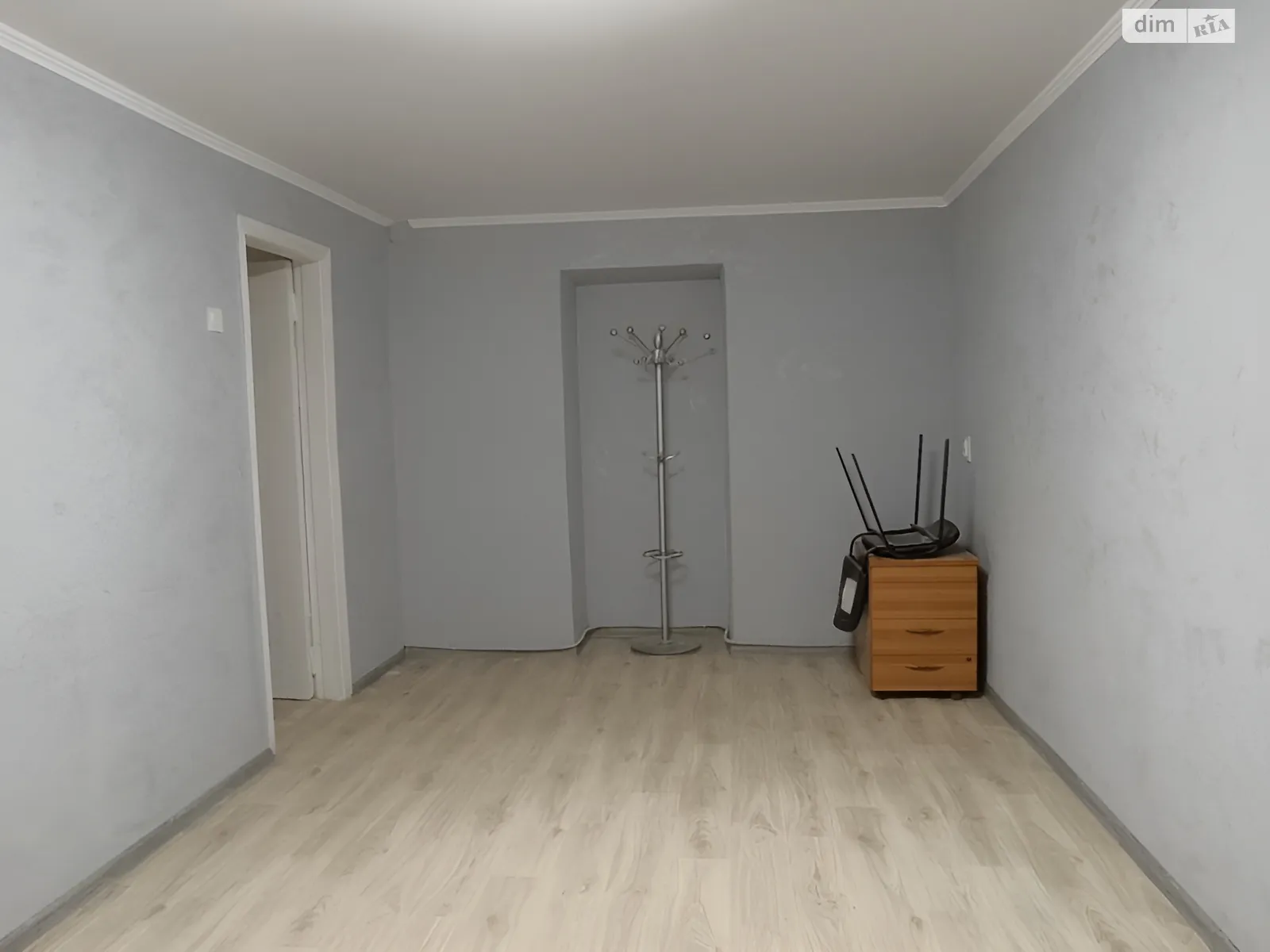 Сдается в аренду офис 26.8 кв. м в бизнес-центре, цена: 5000 грн - фото 1