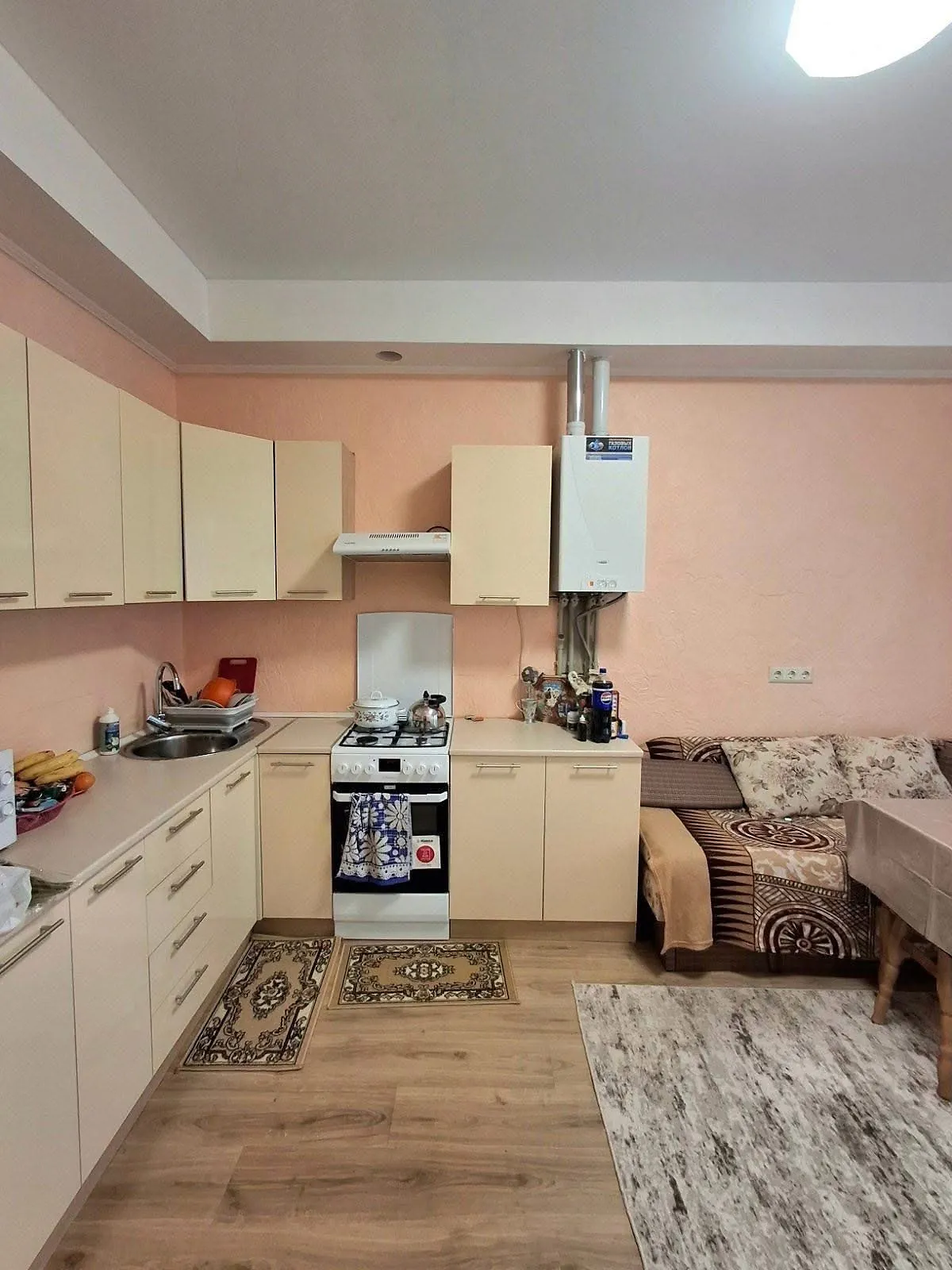 Продається 1-кімнатна квартира 45.3 кв. м у Чорноморську, вул. Парусна - фото 1