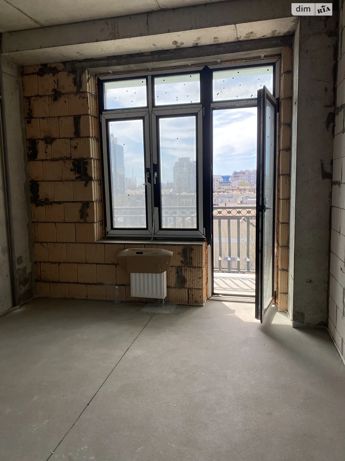 Продается 1-комнатная квартира 42 кв. м в Одессе, пер. Успенский, 11 - фото 1