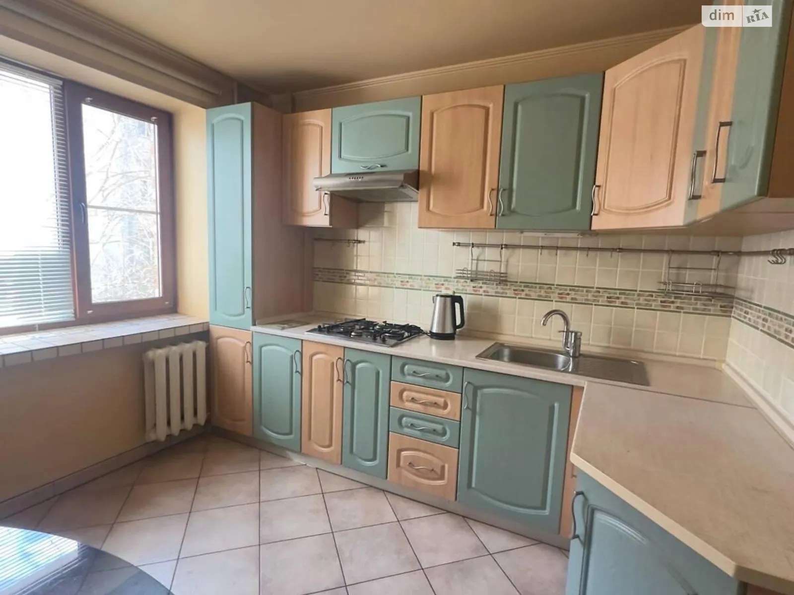 Продається 1-кімнатна квартира 43 кв. м у Києві, вул. Саксаганського, 92/94 - фото 1