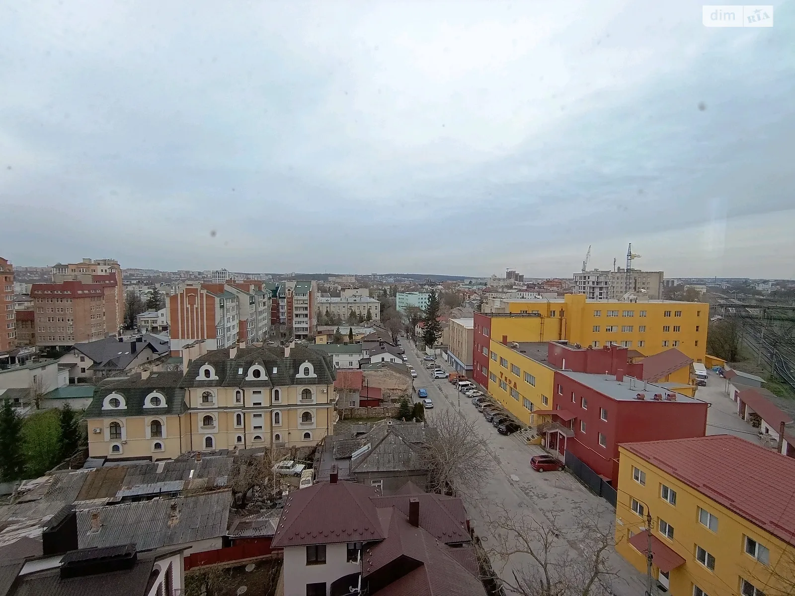 2-кімнатна квартира 76 кв. м у Тернополі, вул. Пирогова, 50 - фото 1