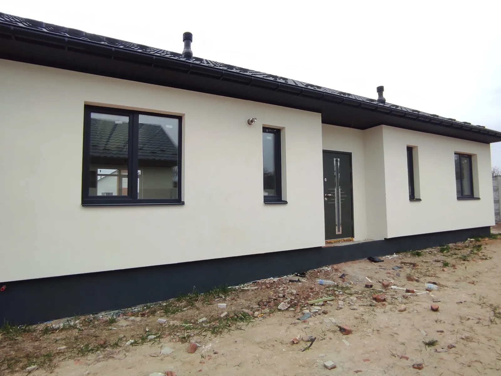 Продается одноэтажный дом 98 кв. м с верандой, цена: 78000 $ - фото 1
