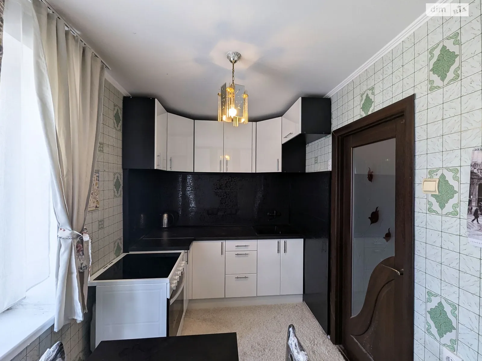 Продается 2-комнатная квартира 49.8 кв. м в Ровно, ул. Киевская - фото 1