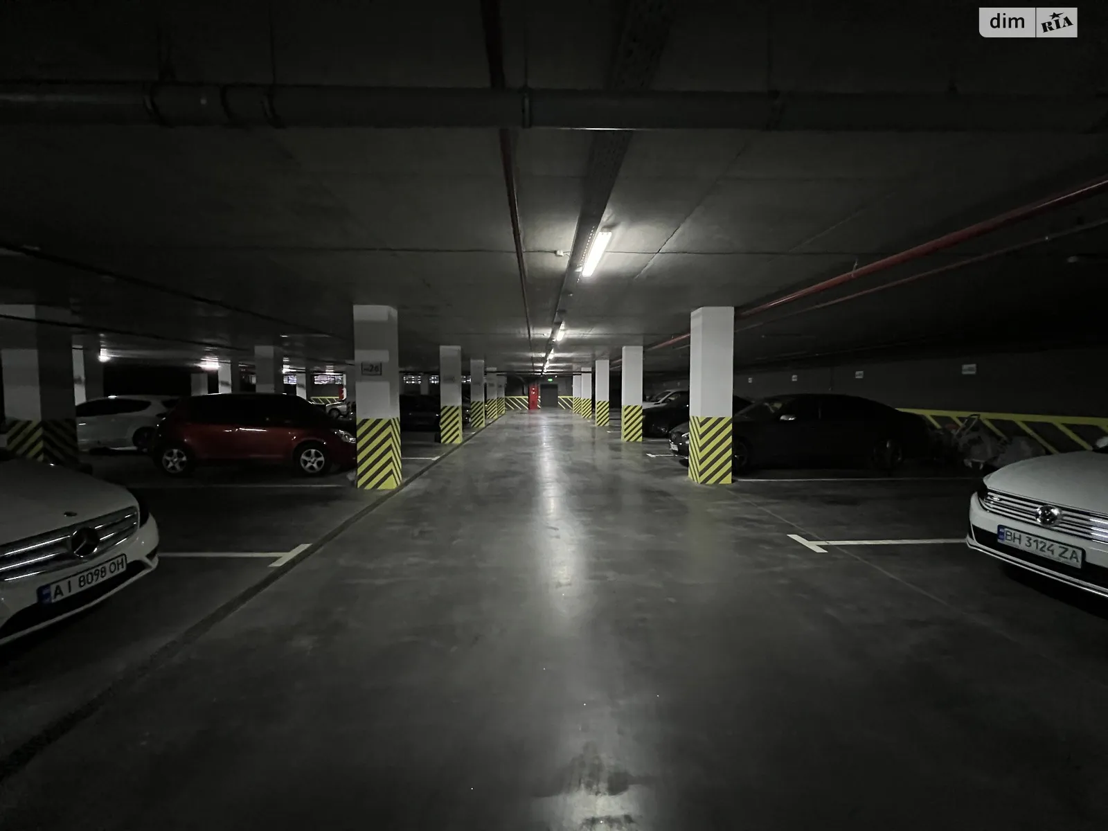 Продается подземный паркинг под легковое авто на 16 кв. м, цена: 11700 $ - фото 1