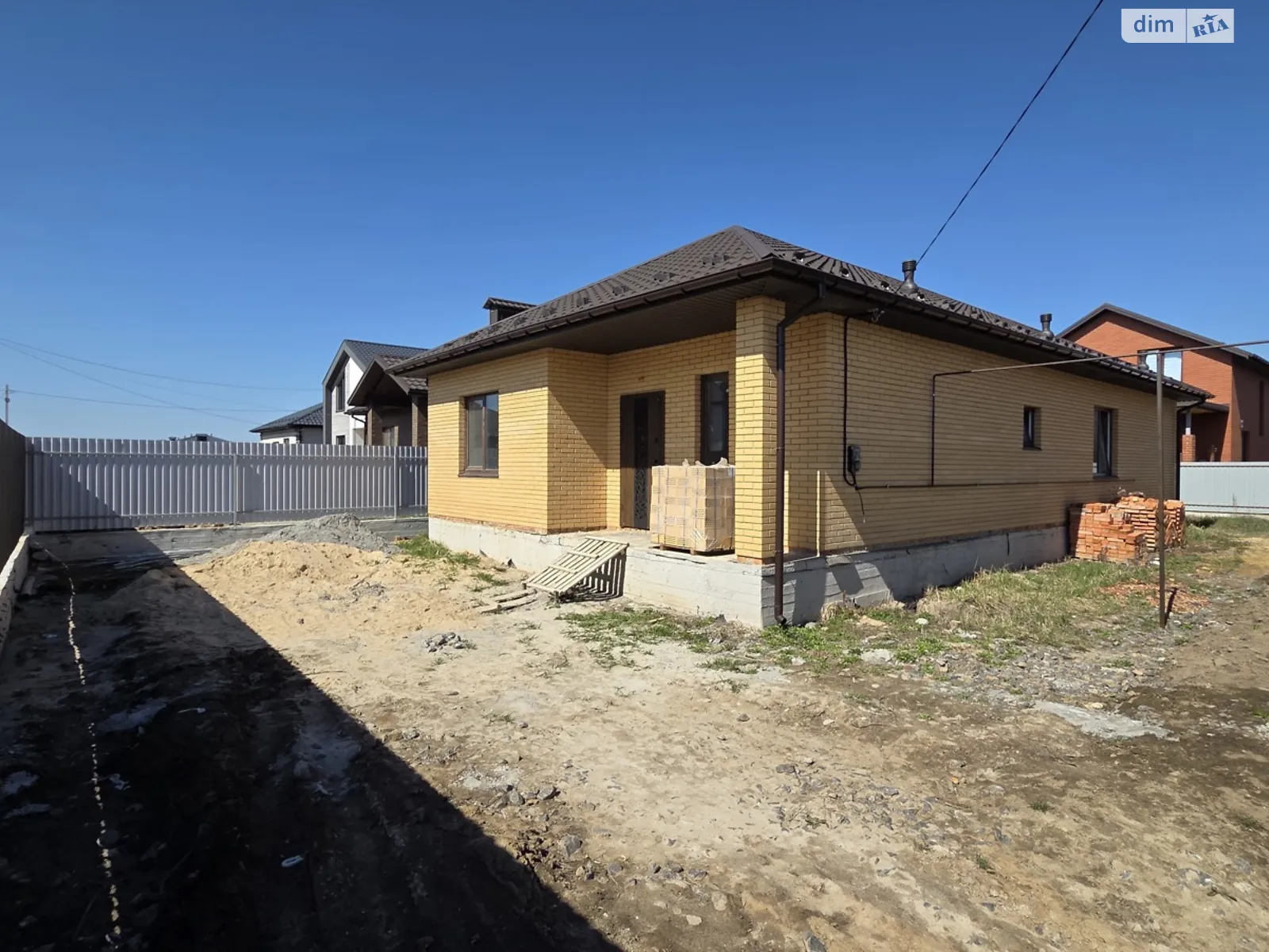 Продается одноэтажный дом 110 кв. м с бассейном, цена: 85000 $ - фото 1