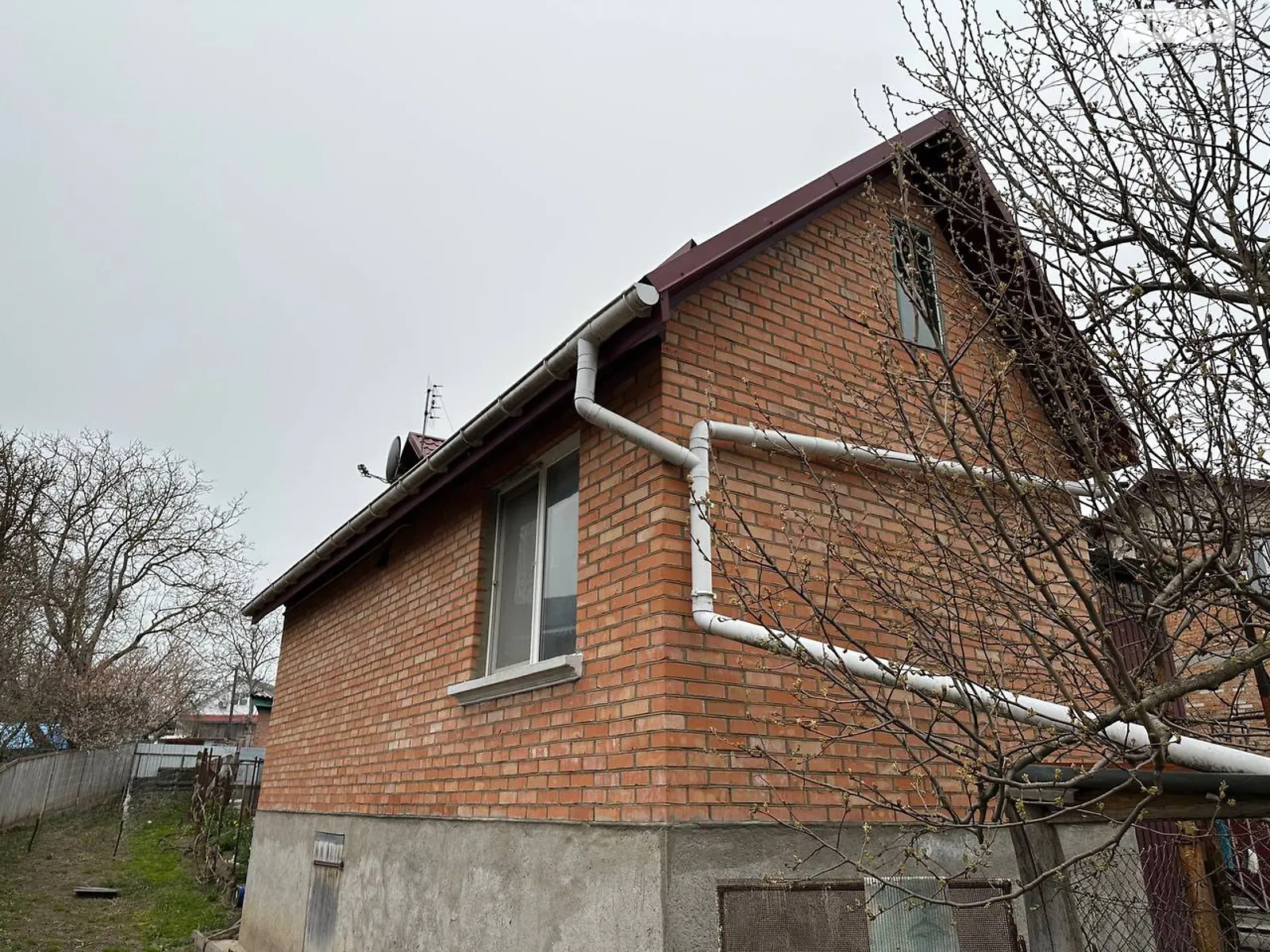 Продается одноэтажный дом 146 кв. м с верандой, цена: 150000 $ - фото 1
