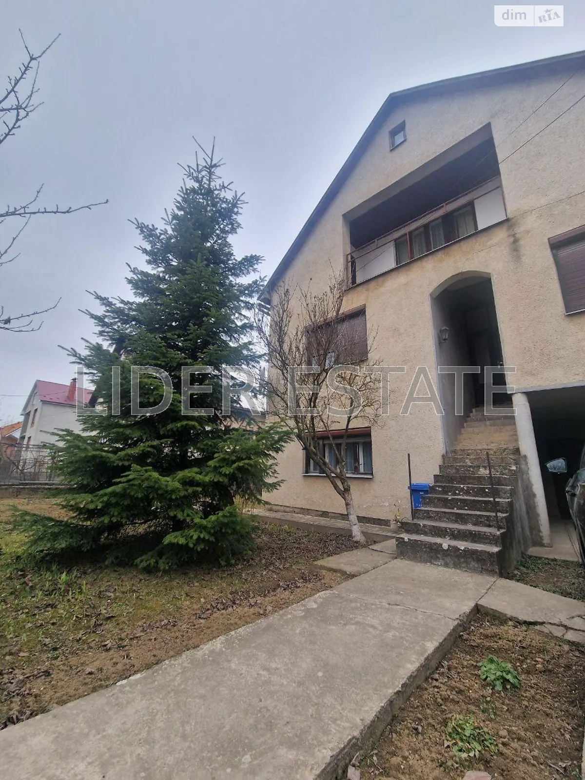 Продается дом на 3 этажа 170 кв. м с беседкой, цена: 125000 $ - фото 1