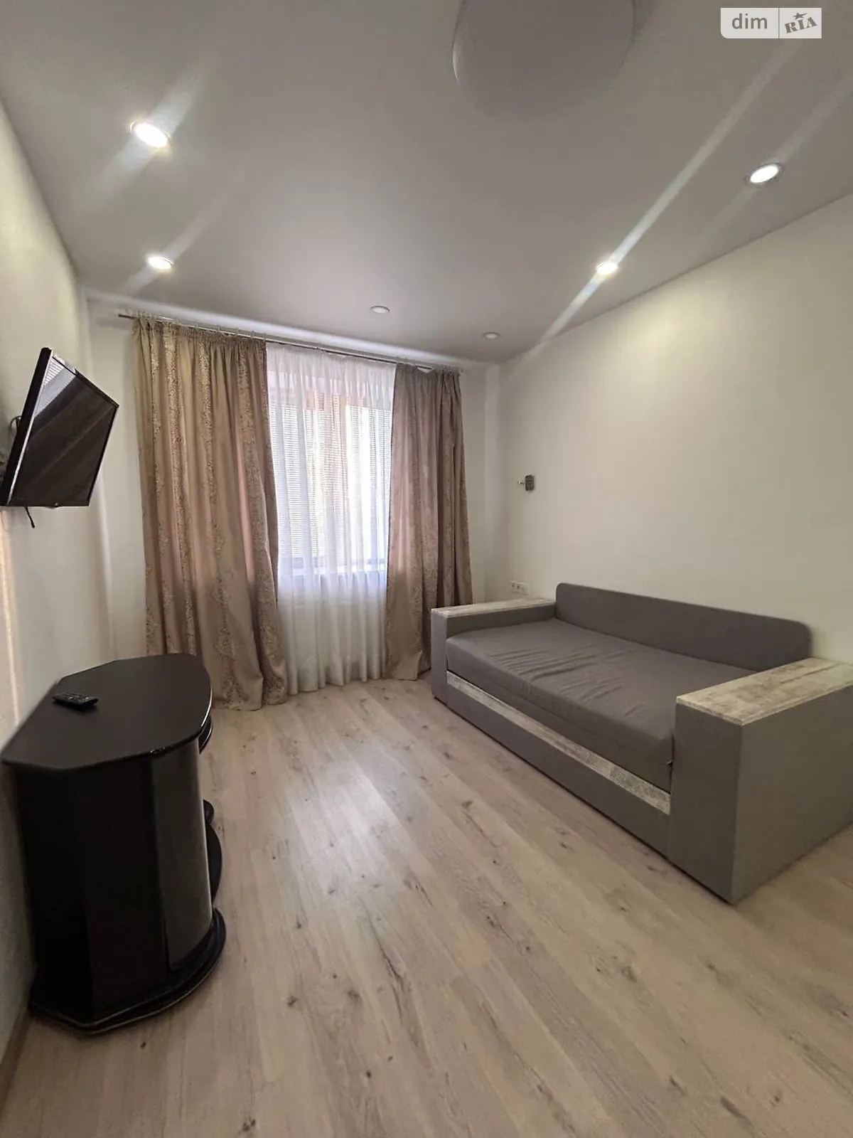 Продается 1-комнатная квартира 34.9 кв. м в Буче, цена: 48000 $ - фото 1