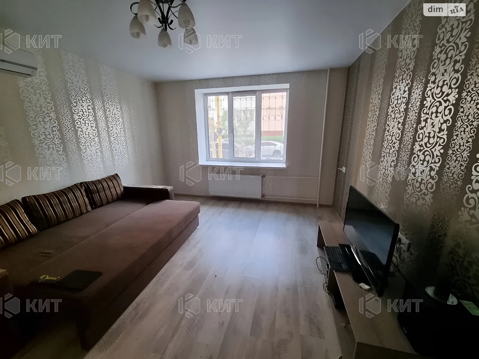 Продается 1-комнатная квартира 53 кв. м в Харькове, ул. Соборности Украины(Дружбы Народов), 228А - фото 1