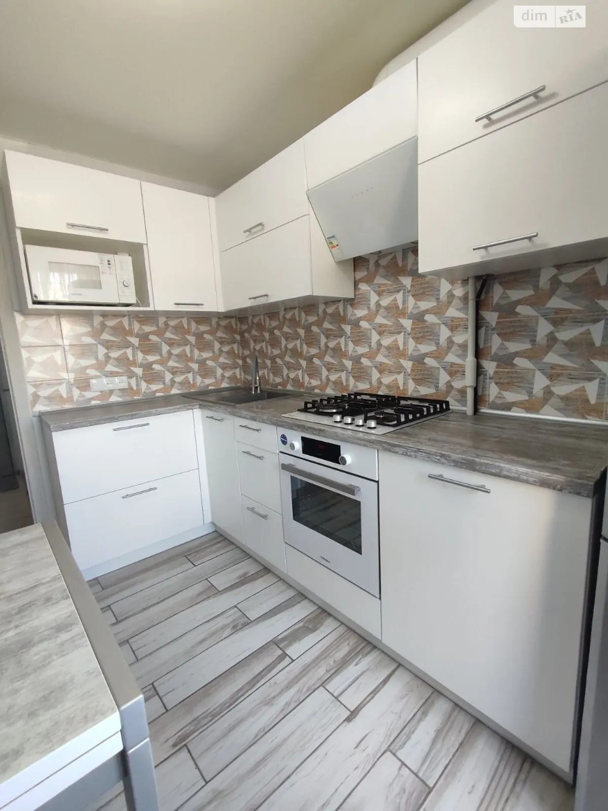 Продається 3-кімнатна квартира 63.1 кв. м у Дніпрі, цена: 58000 $ - фото 1