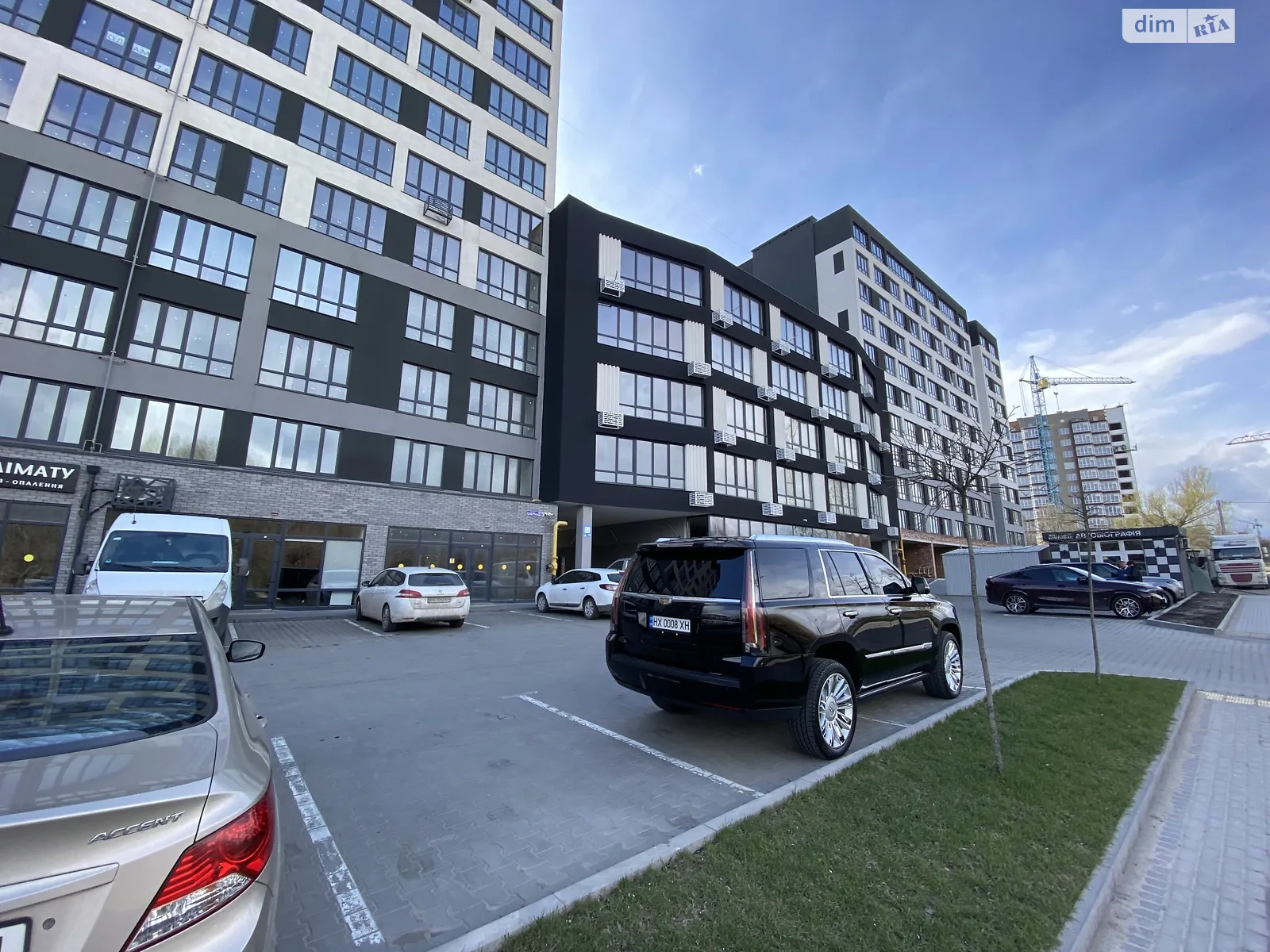 Продается 3-комнатная квартира 98.3 кв. м в Хмельницком, ул. Озерная, 16Б корпус 5 - фото 1