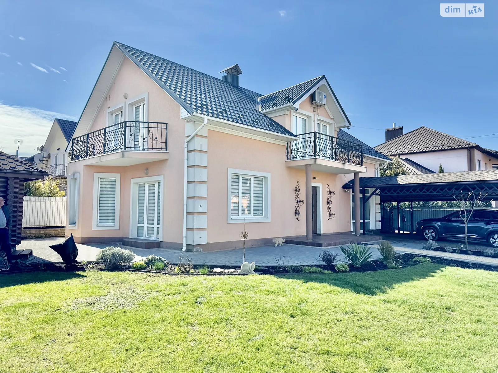 Продается дом на 2 этажа 175 кв. м с участком, цена: 205000 $ - фото 1