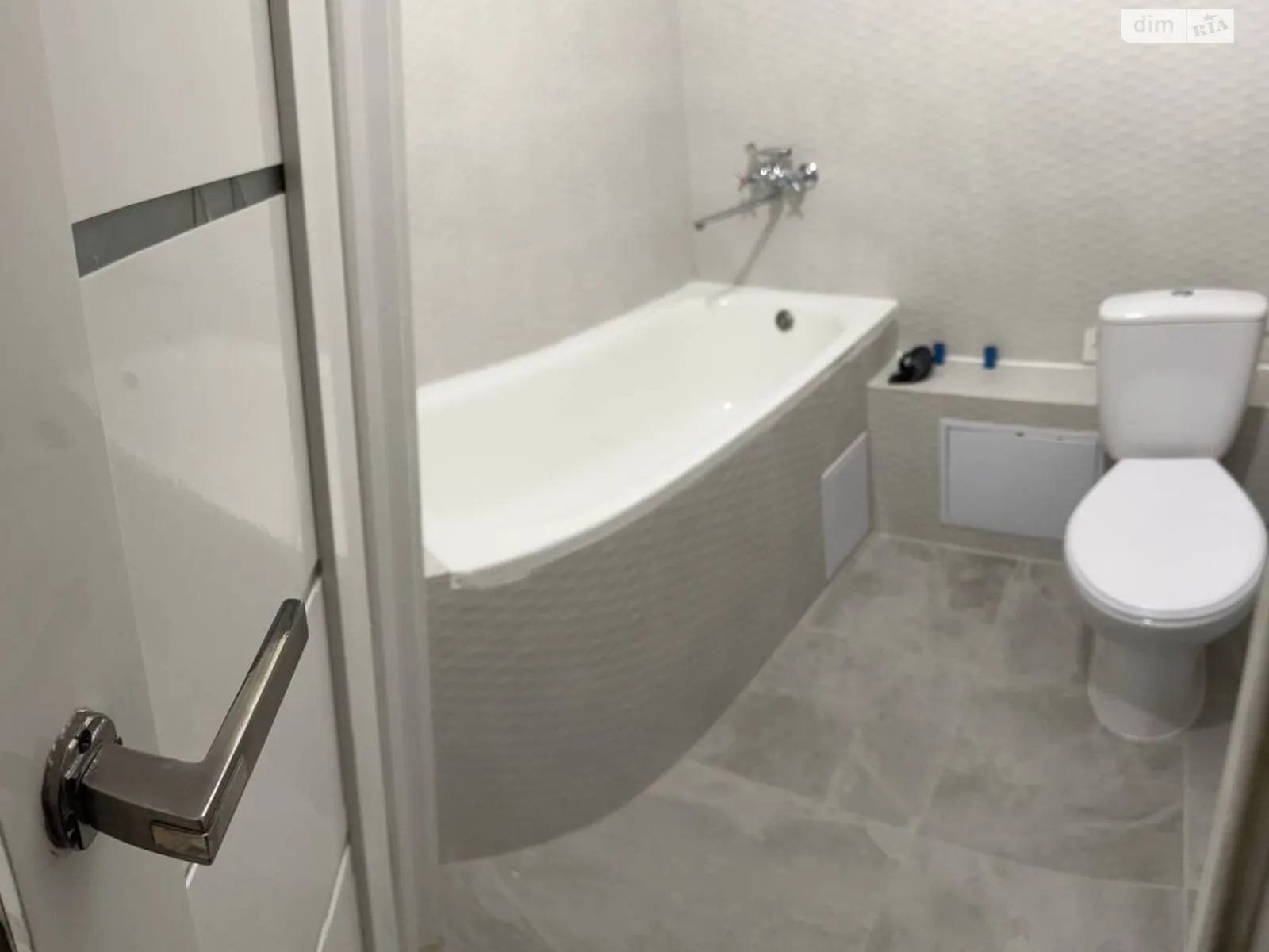 Продается 1-комнатная квартира 56 кв. м в Хмельницком, ул. Пилотская - фото 1