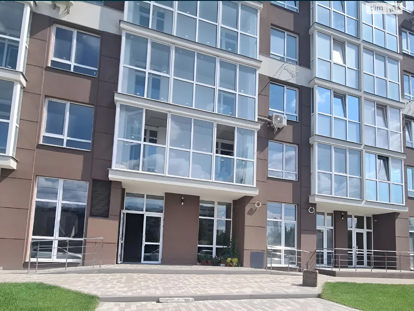 Продається 1-кімнатна квартира 44.3 кв. м у Києві, вул. Гродненська, 14 - фото 1