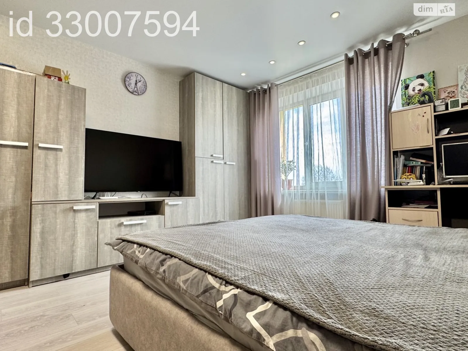 Продается 1-комнатная квартира 43 кв. м в Чернигове - фото 1