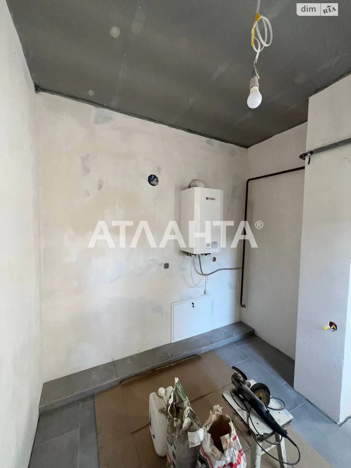 Продается 3-комнатная квартира 105.5 кв. м в Одессе, пер. Шебелинский - фото 1