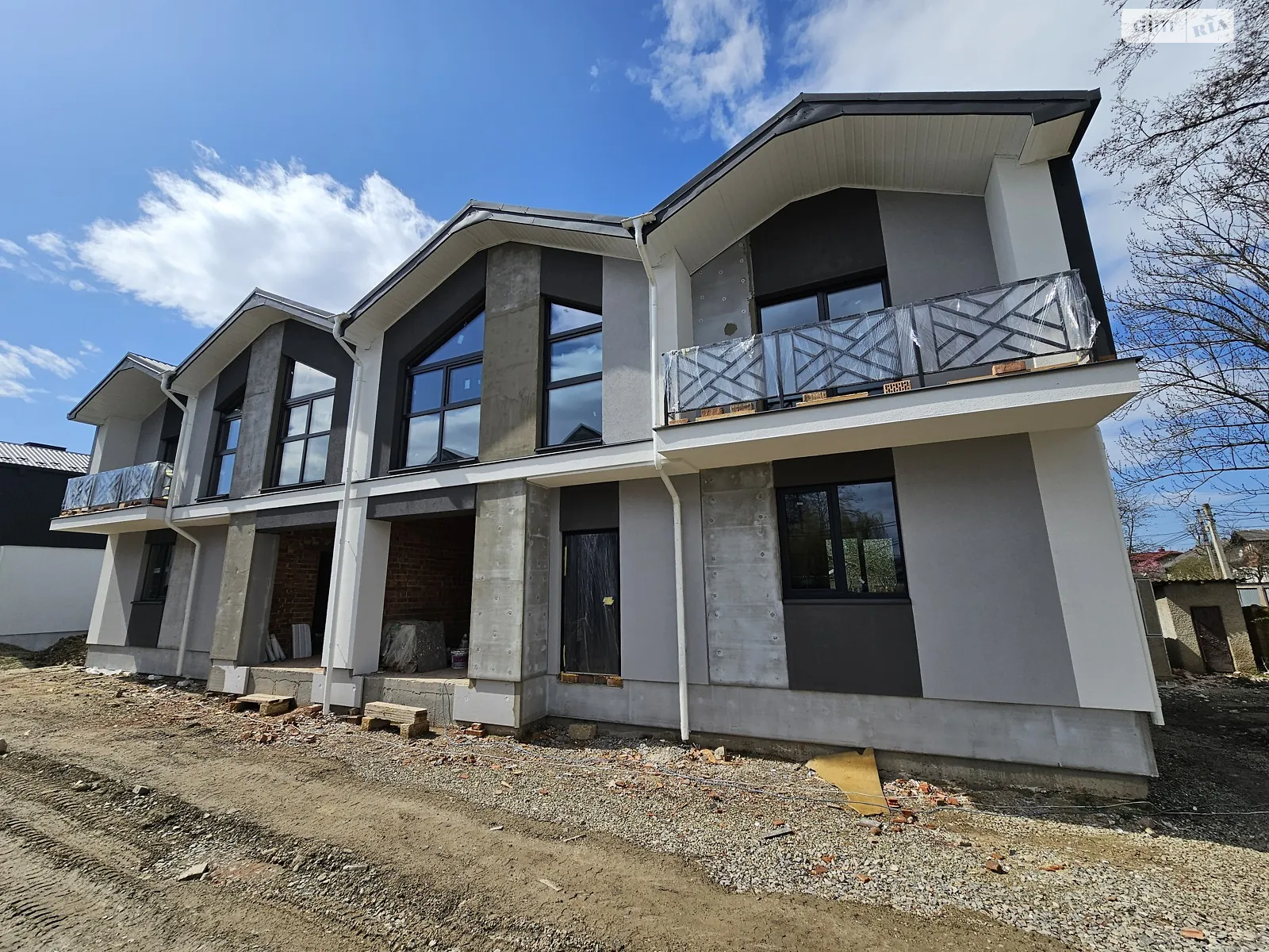 Угорники (Івано-Франківськ), цена: 85000 $ - фото 1